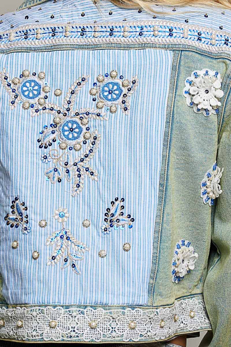Pol Clothing - Cropped Pearl Studs Floral Patch Trim Denim Jacket