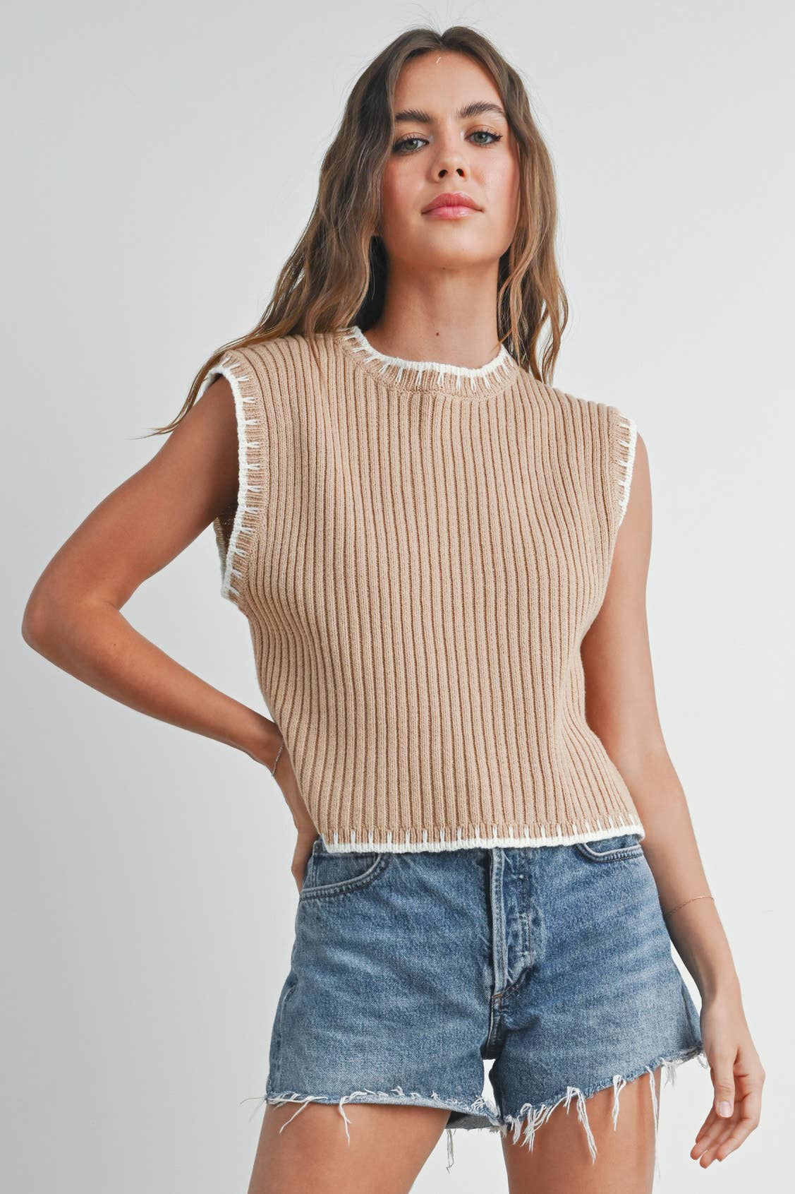 BUTTERMELON - SOLID CAP SLEEVE SWEATER VEST - BMW7447