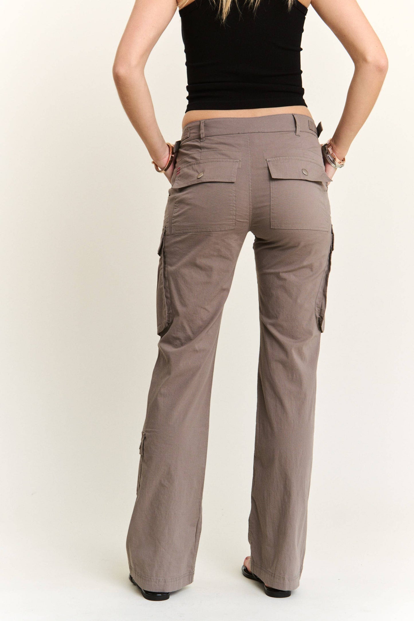 ADORA LA - LOW RISE STRAIGHT CARGO PANTS