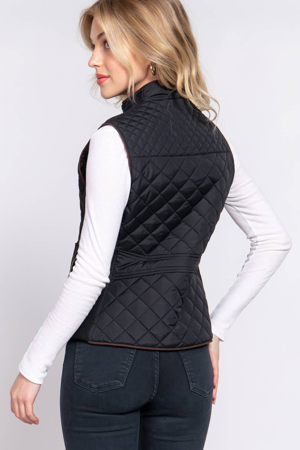 ..SC155345 SLIM FIT SUEDE PIPING QUILTED PADDING VEST: BLK-black-155345
