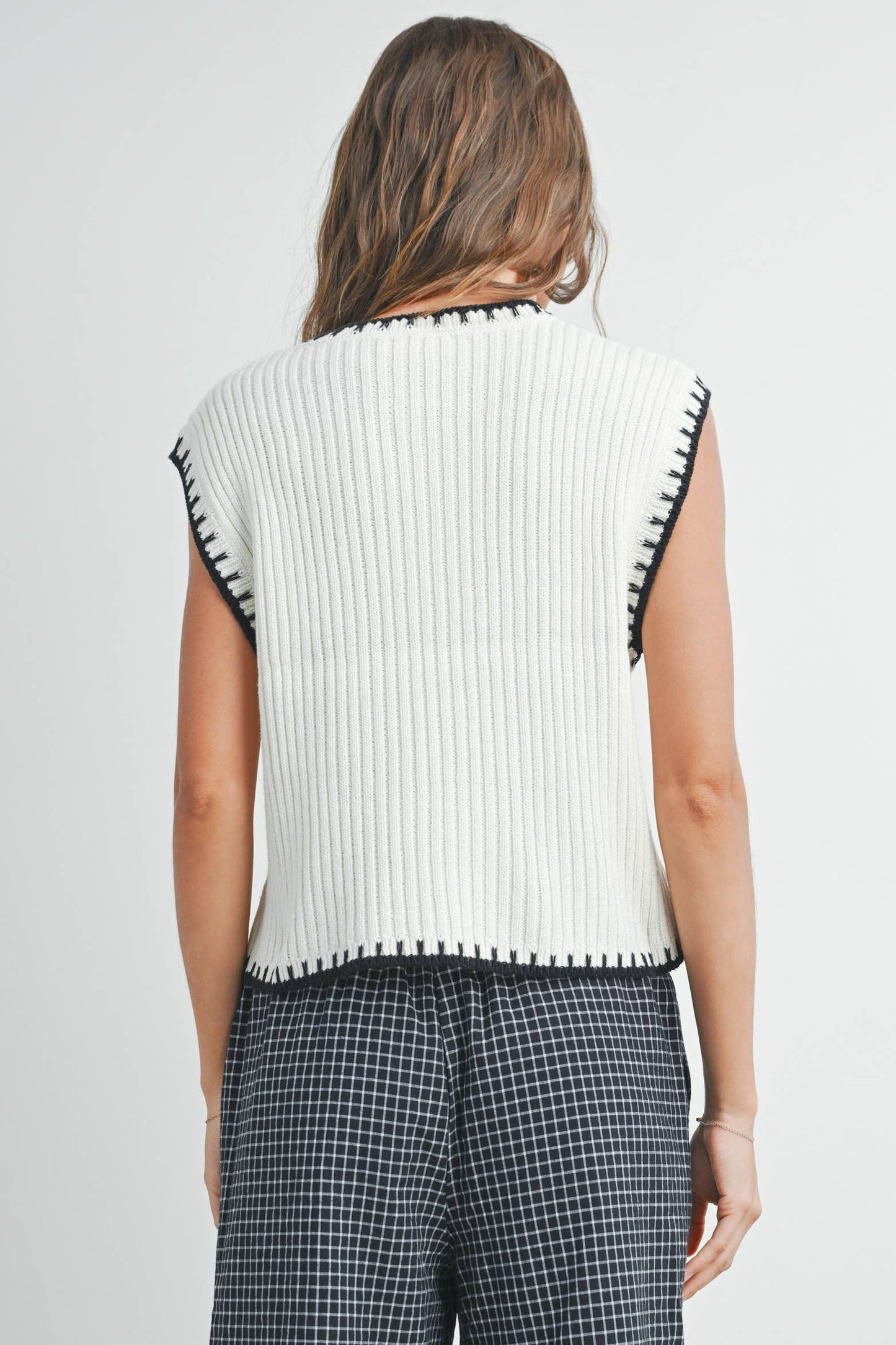 BUTTERMELON - SOLID CAP SLEEVE SWEATER VEST - BMW7447
