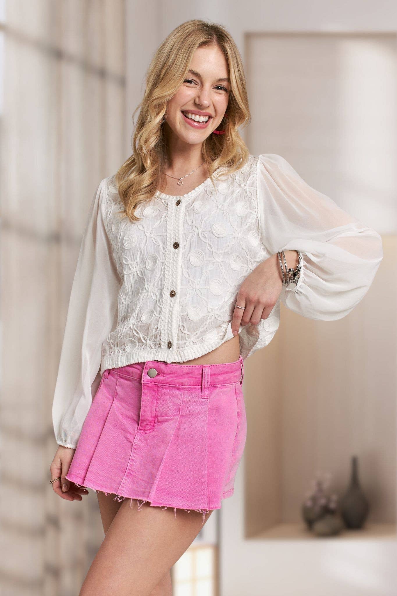 ADORA LA - CET3548 - EMBROIDERED BUTTON-DOWN WOVEN BLOUS