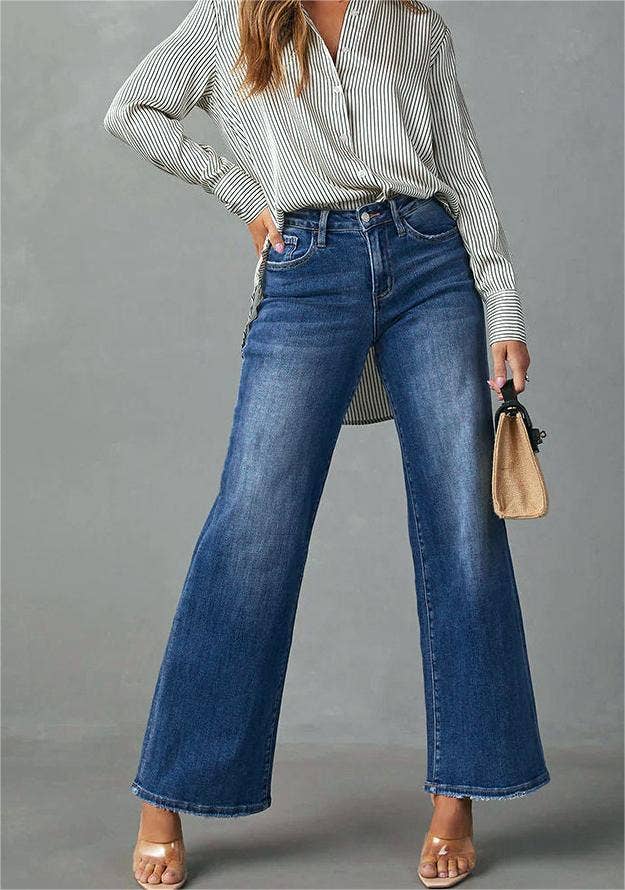 Rosa Clothing - Simple mid-rise straight leg jeans