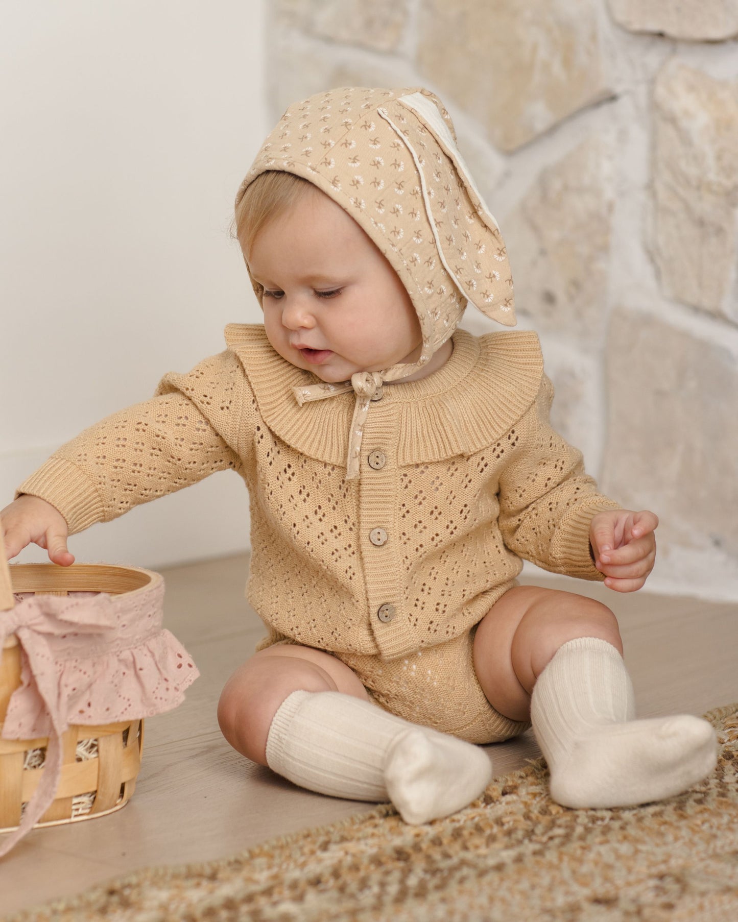 Ruffle Collar Cardigan