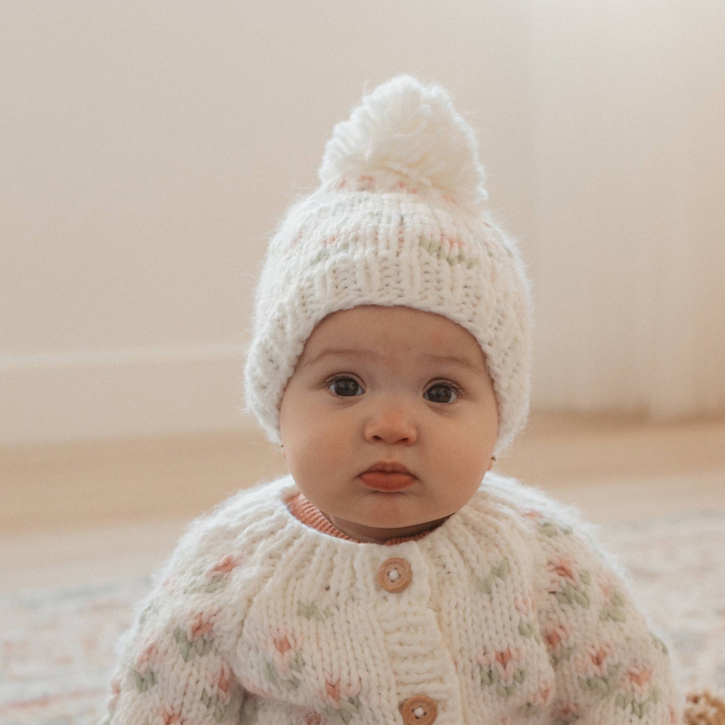 Huggalugs - Bitty Blooms White Beanie Hat Baby & Kids