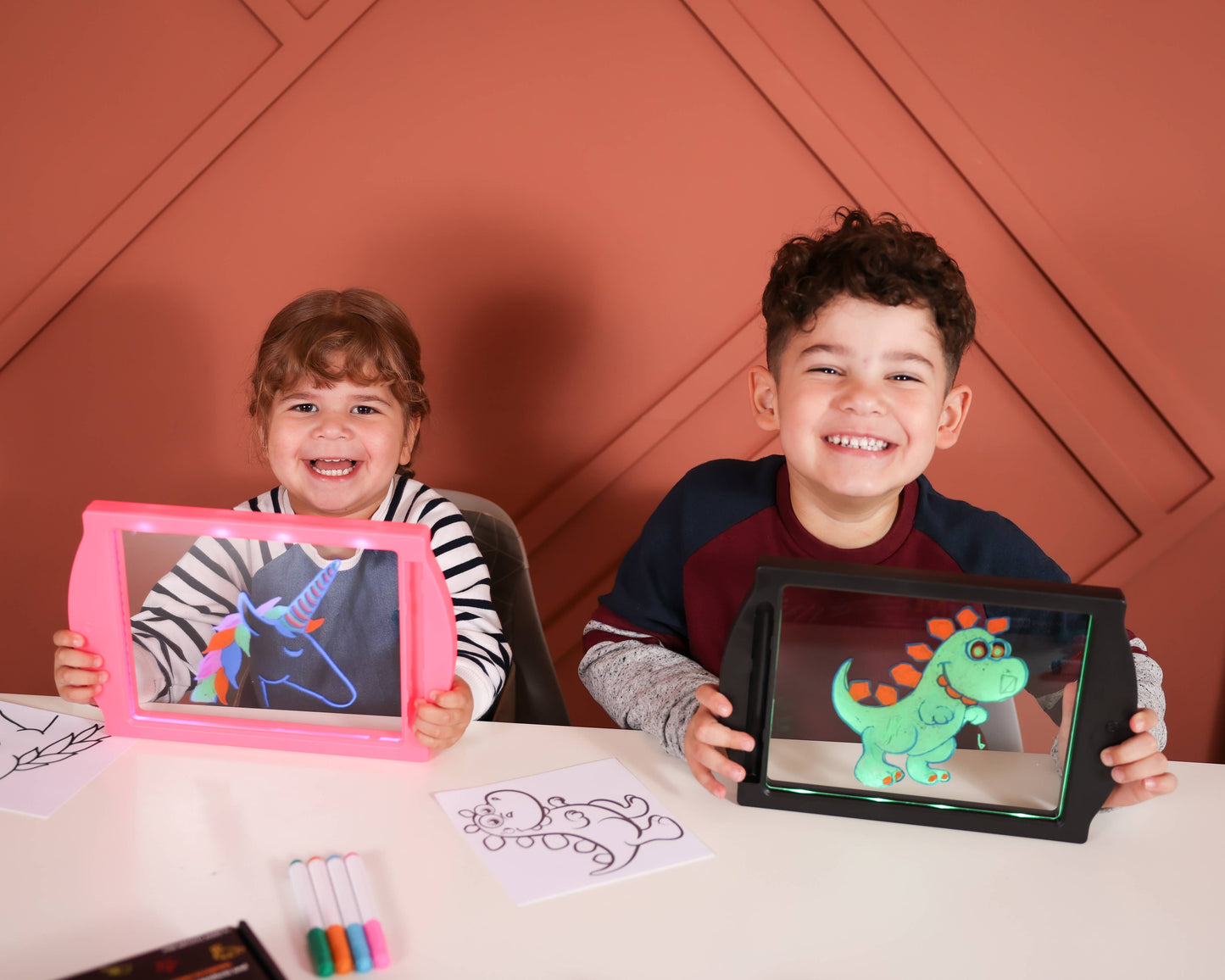 Marvin's Magic - Glow Art Drawing Board - Pink