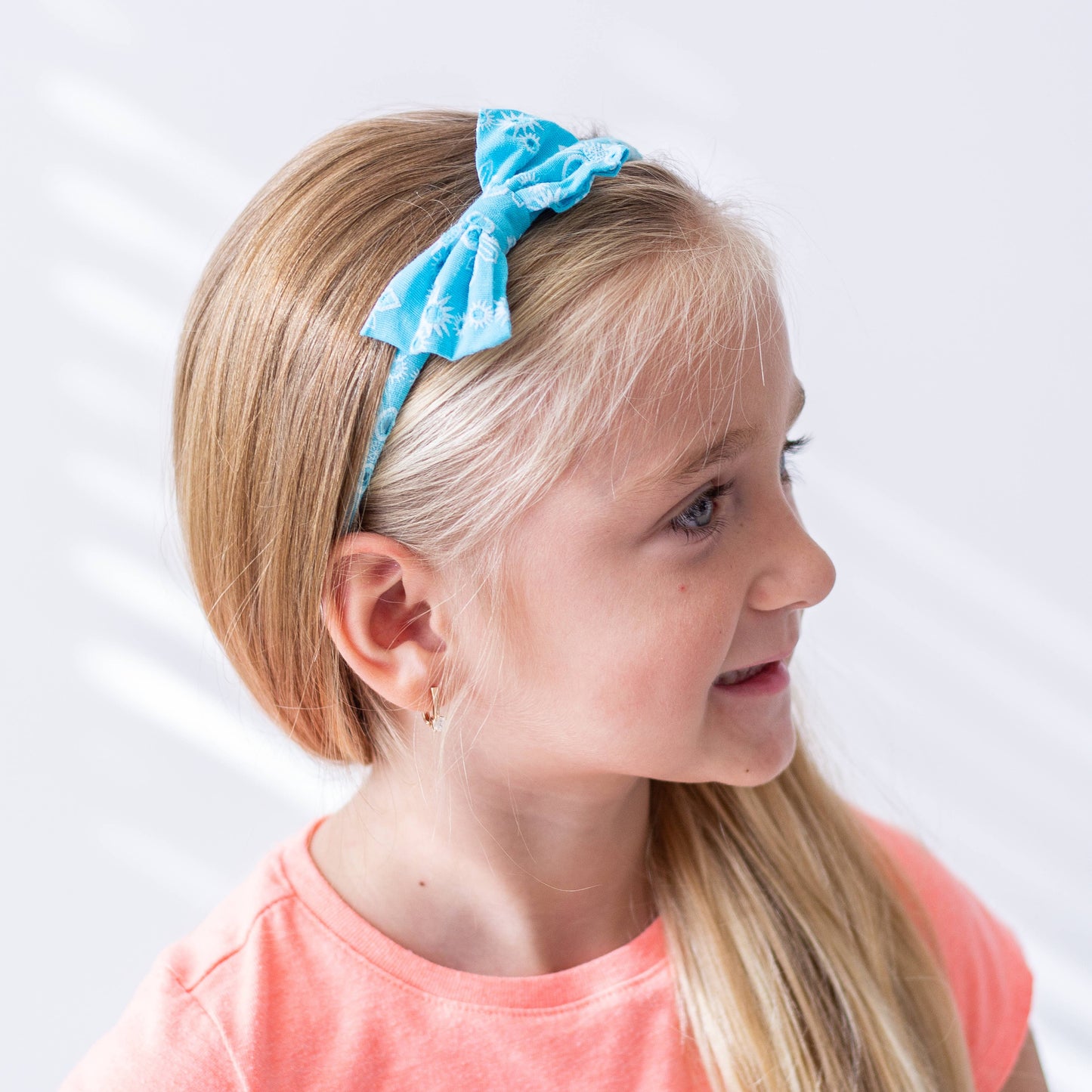 Frog Sac - Thin Eyelet Lace Bow Headbands - 4 Pack