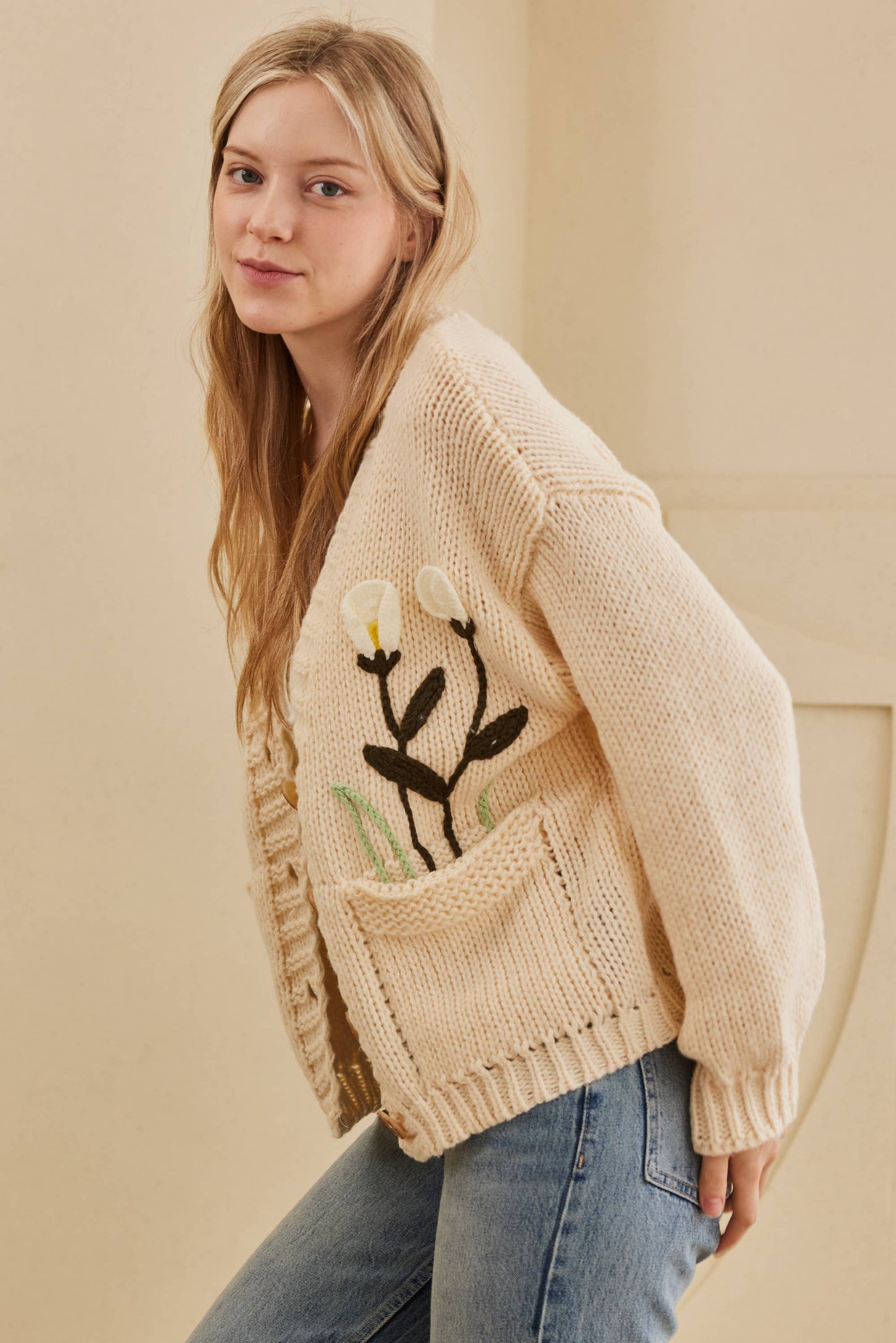 Mello. - Flower Embroidered Knit Cardigan