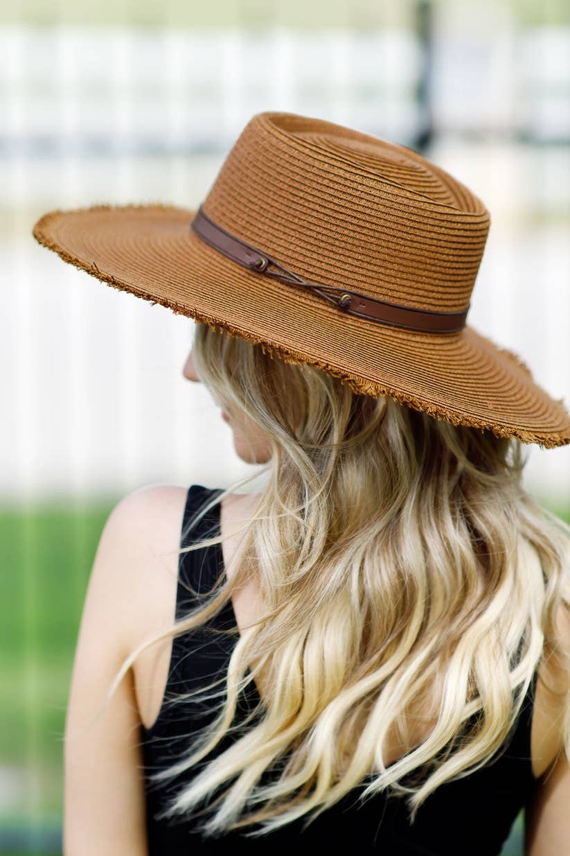 Urbanista Outlet - Wide Brim Frayed Straw Sun Hat