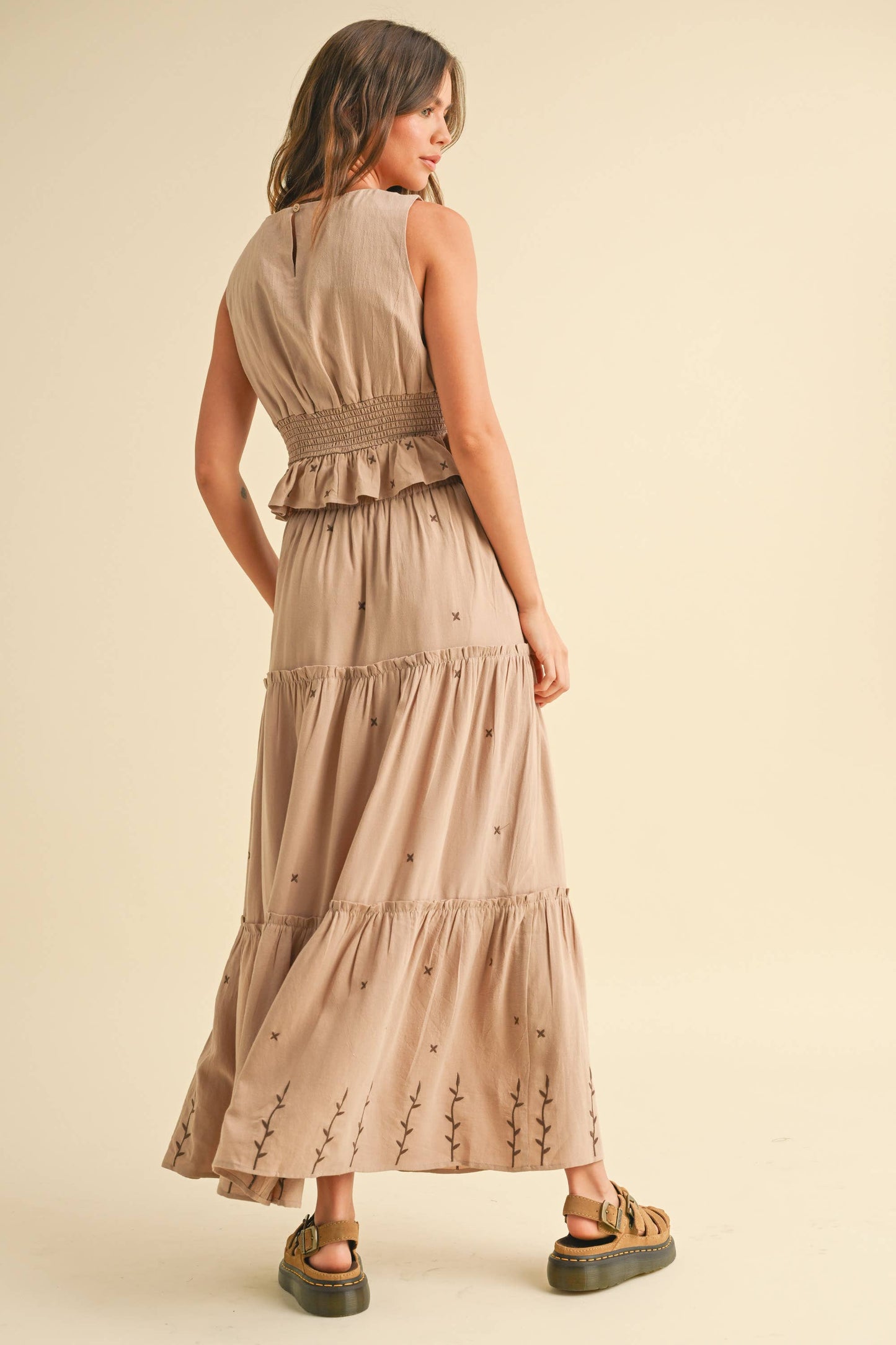 MIOU MUSE - T4684ST EMBROIDERY SMOCKING WAIST V-NECK TOP