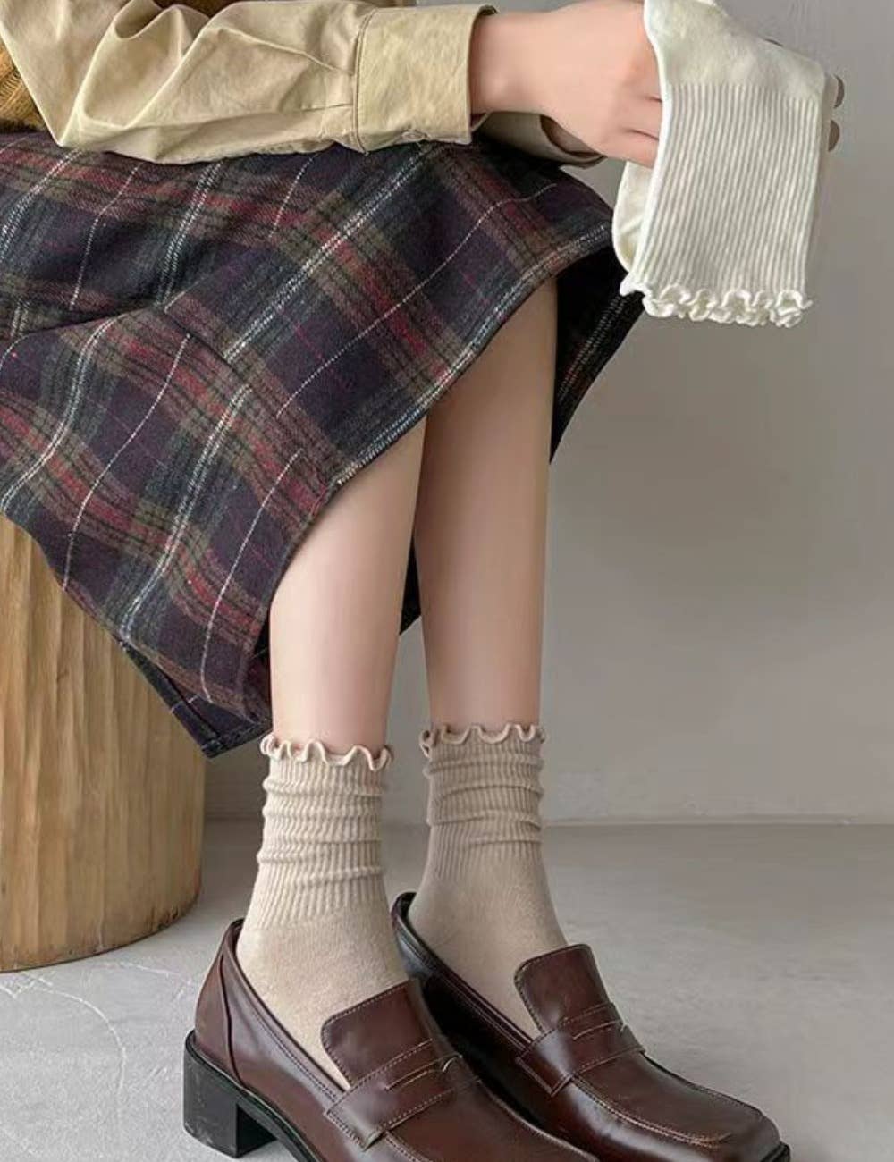 Sweetkama - Ladies Solid Color Baby Lock Cuff Cotton Socks SKASC4172