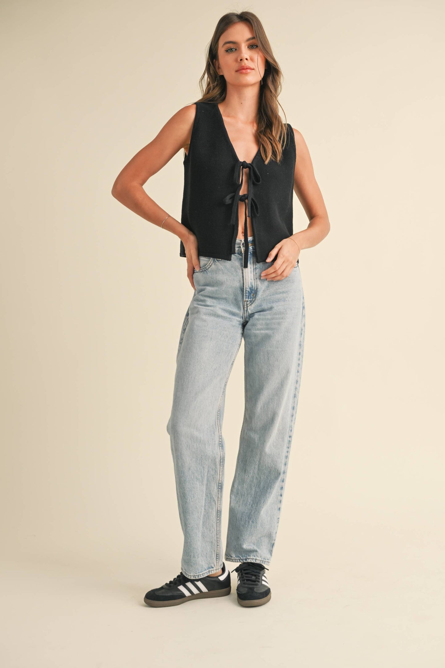 MIOU MUSE - T4076 TIED FRONT KNITTED VEST