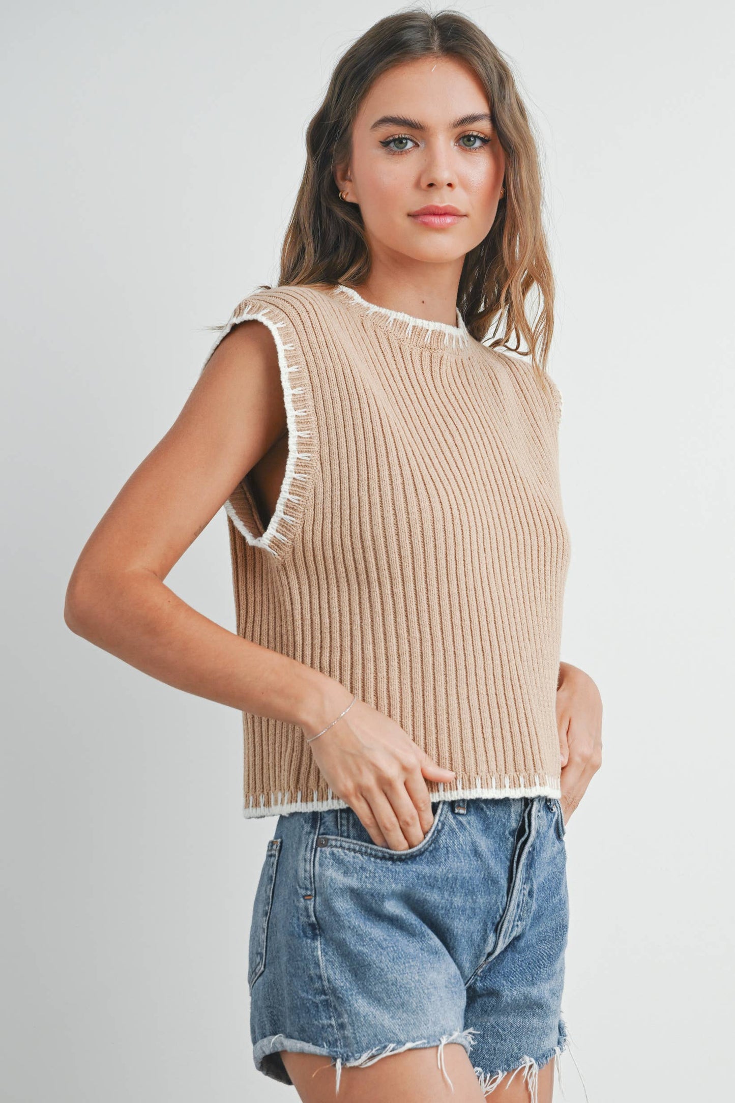 BUTTERMELON - SOLID CAP SLEEVE SWEATER VEST - BMW7447