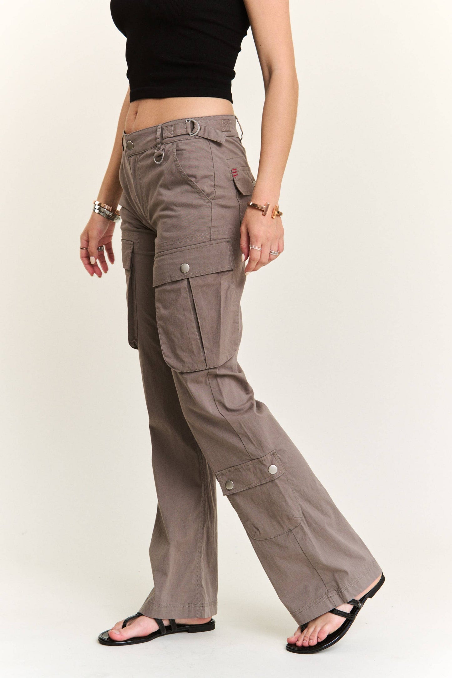ADORA LA - LOW RISE STRAIGHT CARGO PANTS