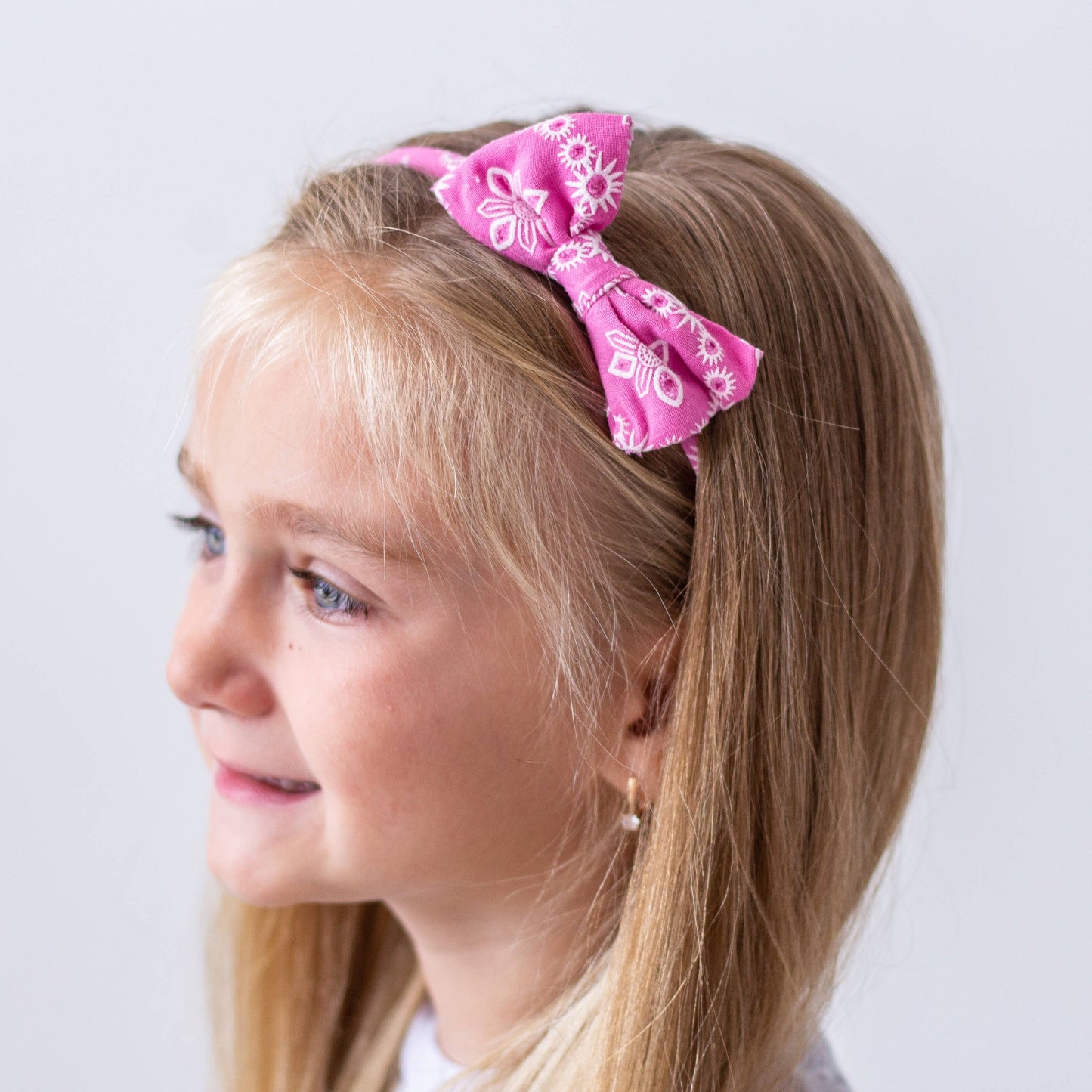 Frog Sac - Thin Eyelet Lace Bow Headbands - 4 Pack