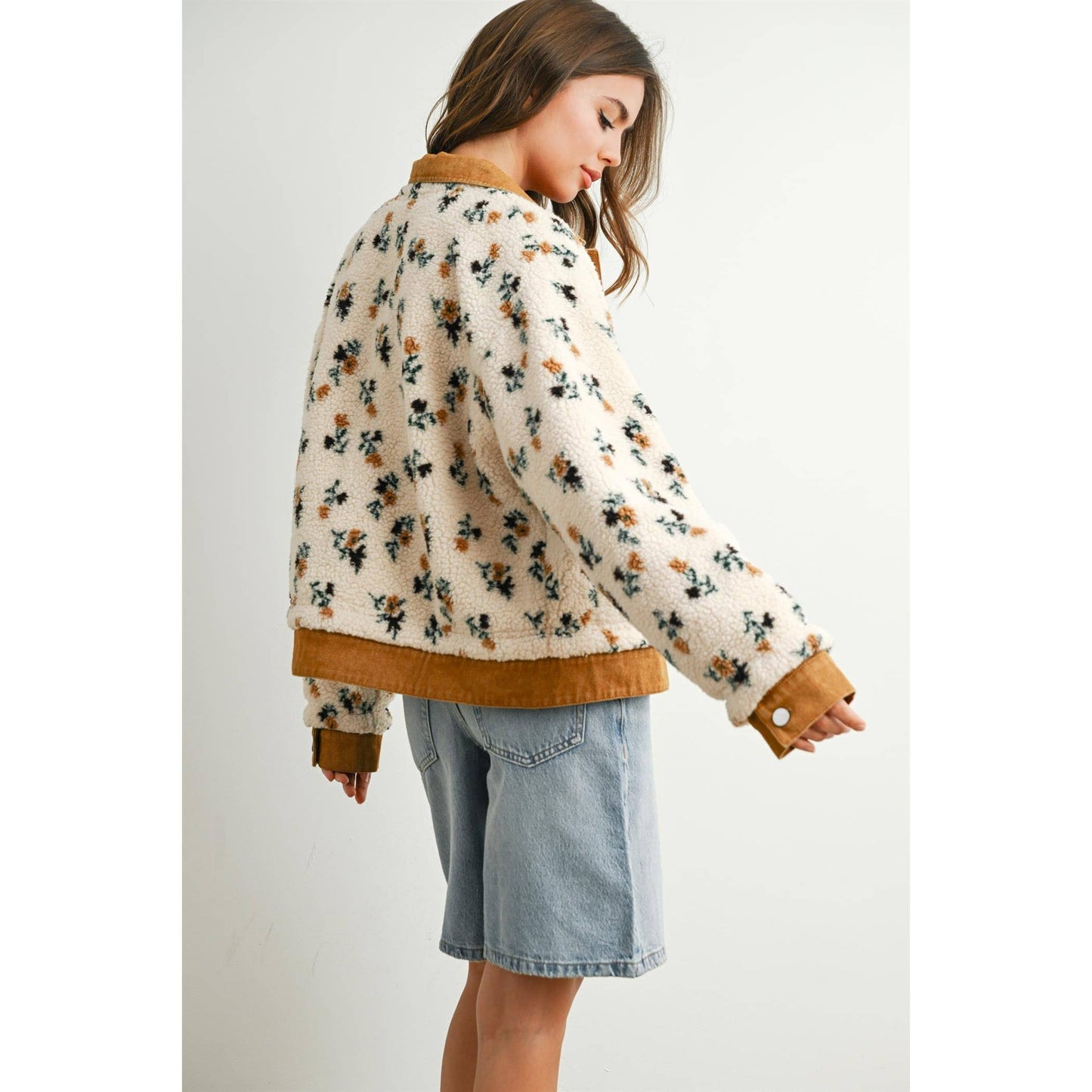 BUTTERMELON - Floral Collared Button-Down Jacket - BMJ7881