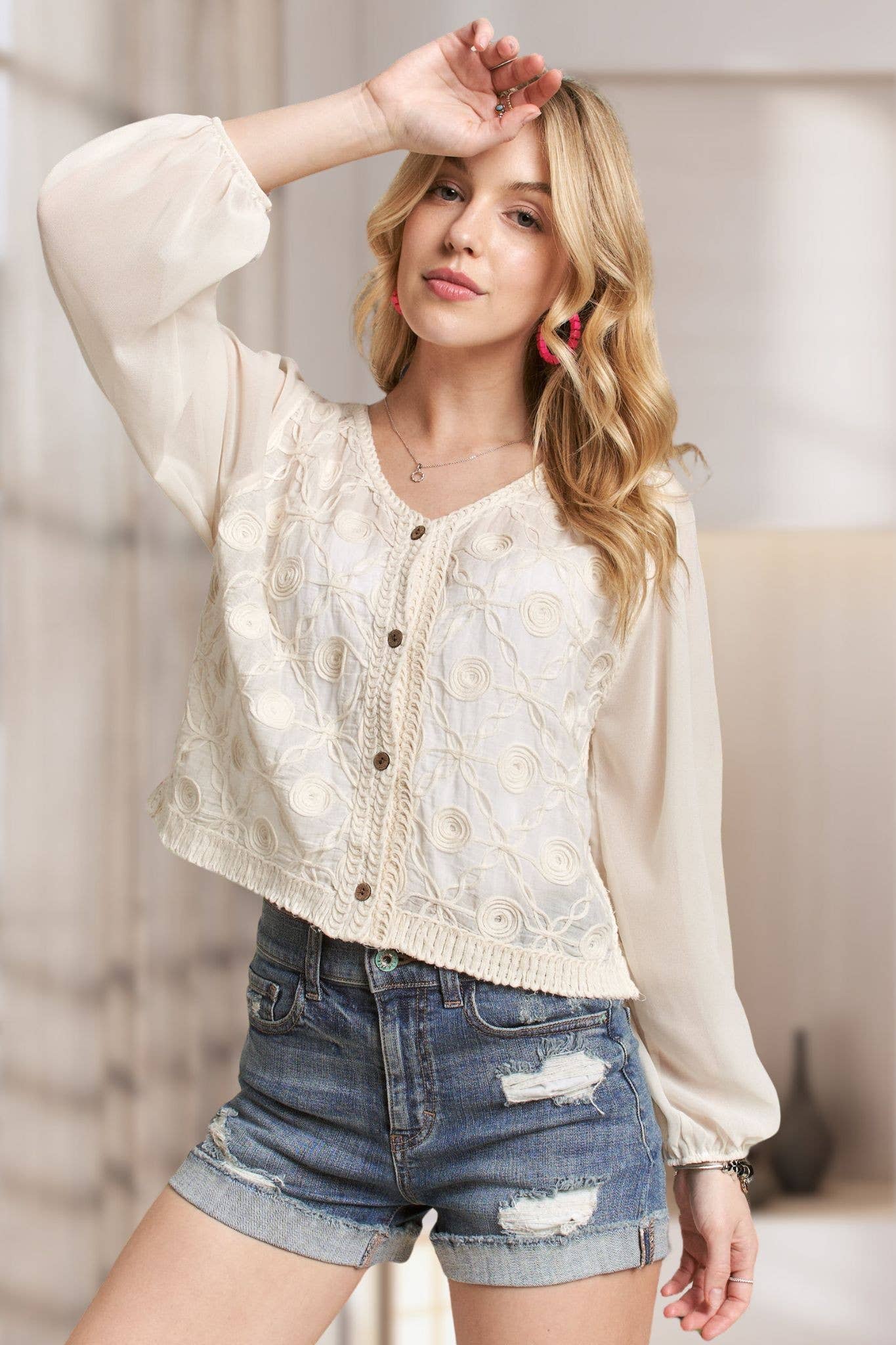 ADORA LA - CET3548 - EMBROIDERED BUTTON-DOWN WOVEN BLOUS