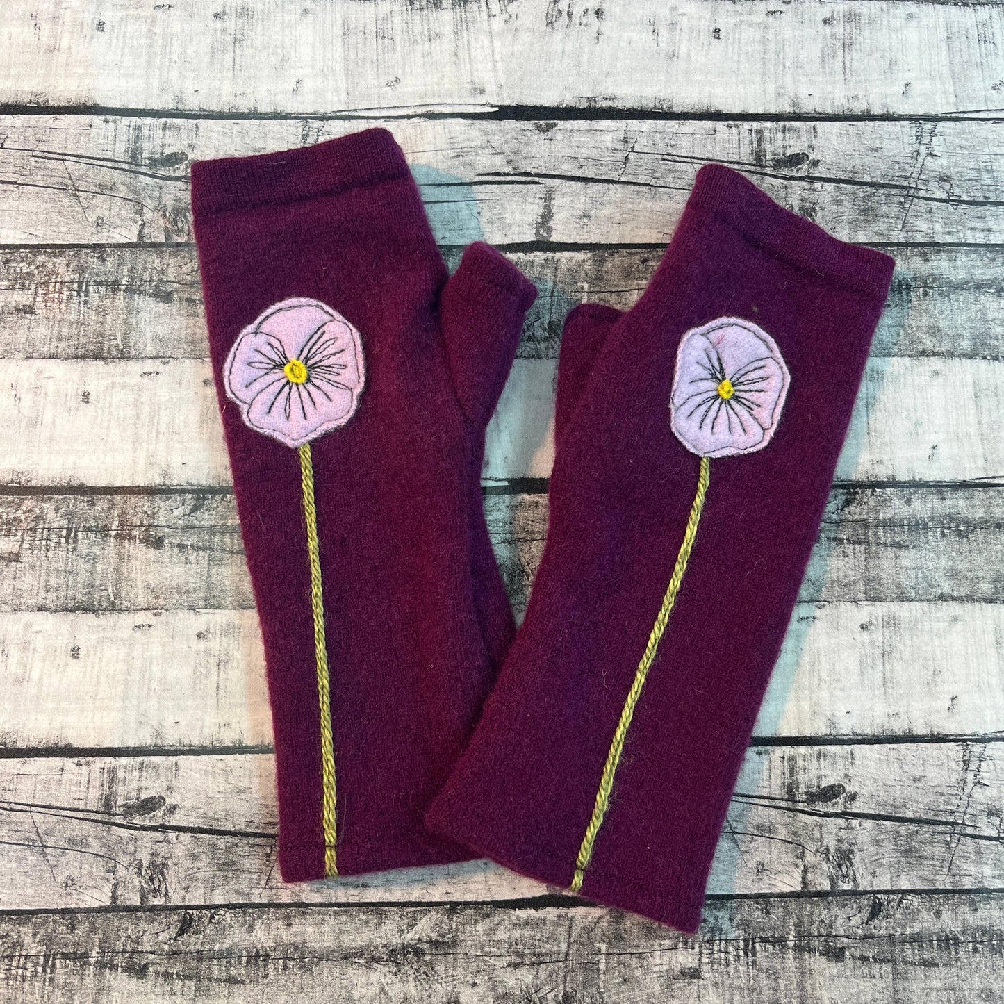 Sardine Clothing Co. - Fingerless Cashmere Gloves-Pansy
