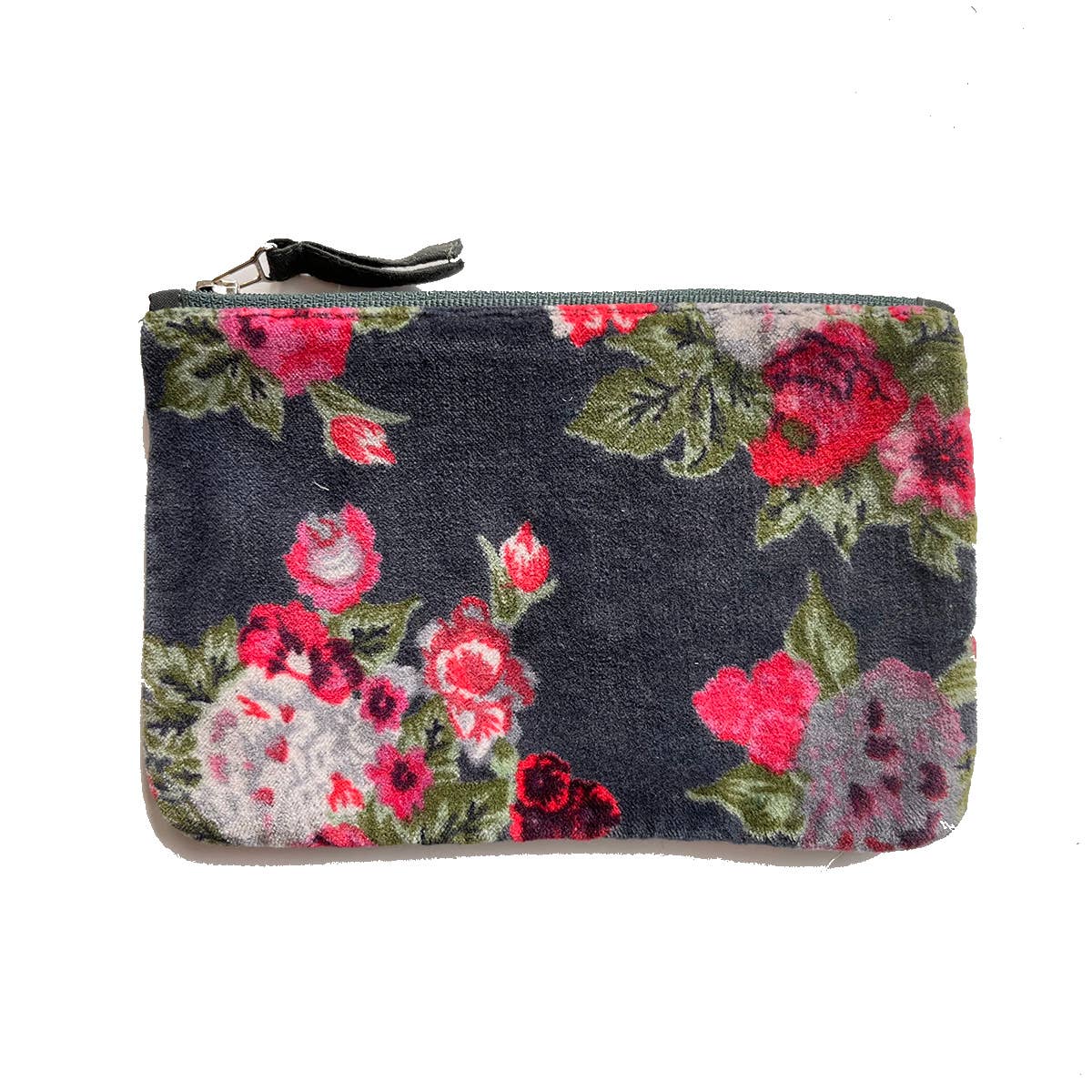 Napoli Velvet Pouch Bouquet: 7.5" by 5" / Bouquet