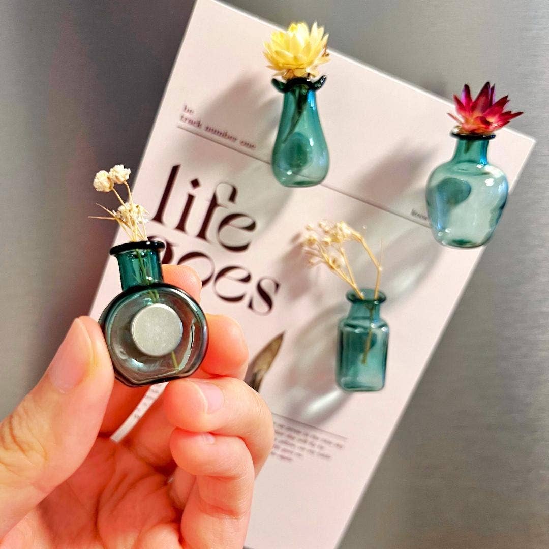 MiniJoy - Mini Glass Vase Magnet, Home&Kitchen Decor, Pet Keepsake