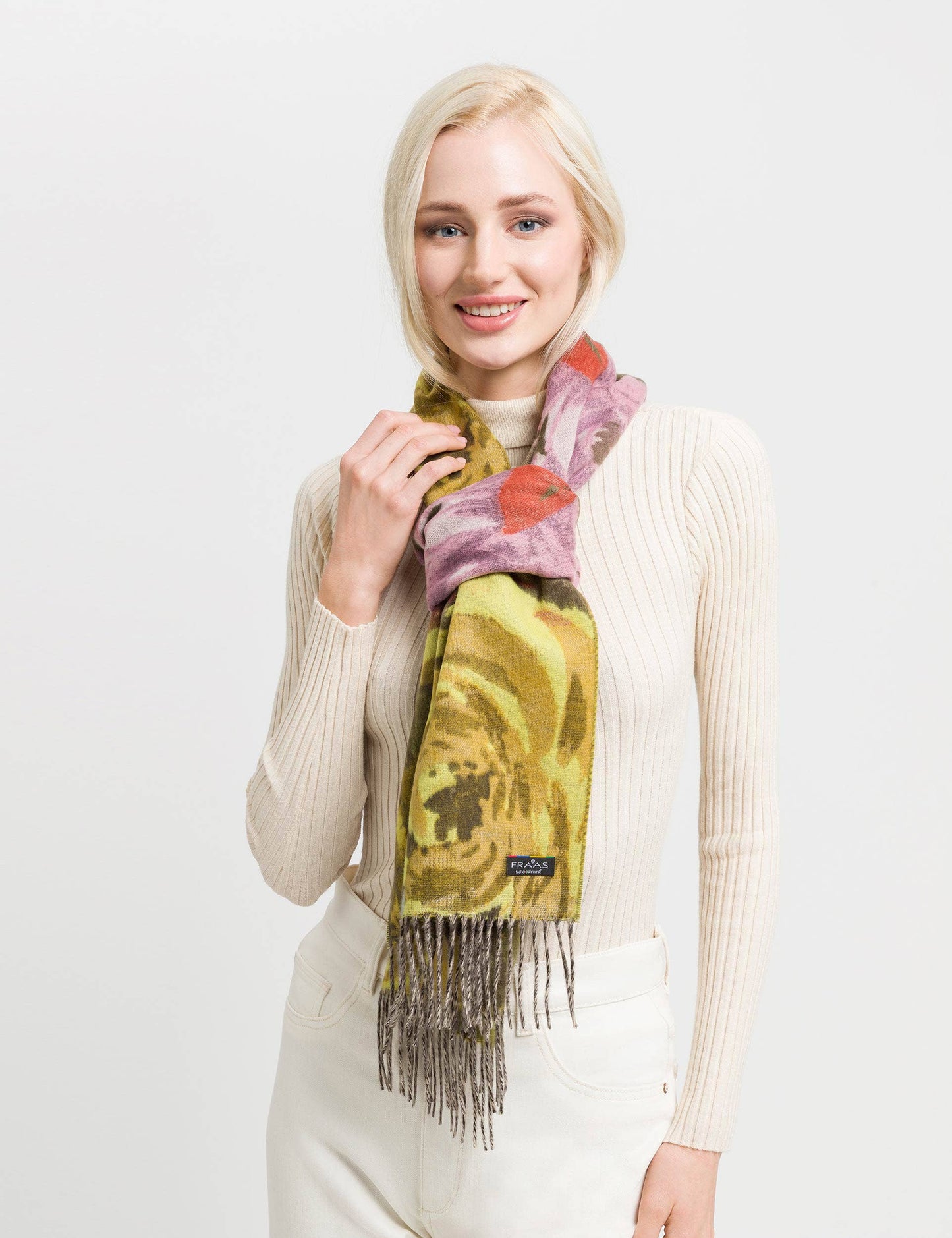 FRAAS - The Scarf Company - Romantic Roses Cashmink