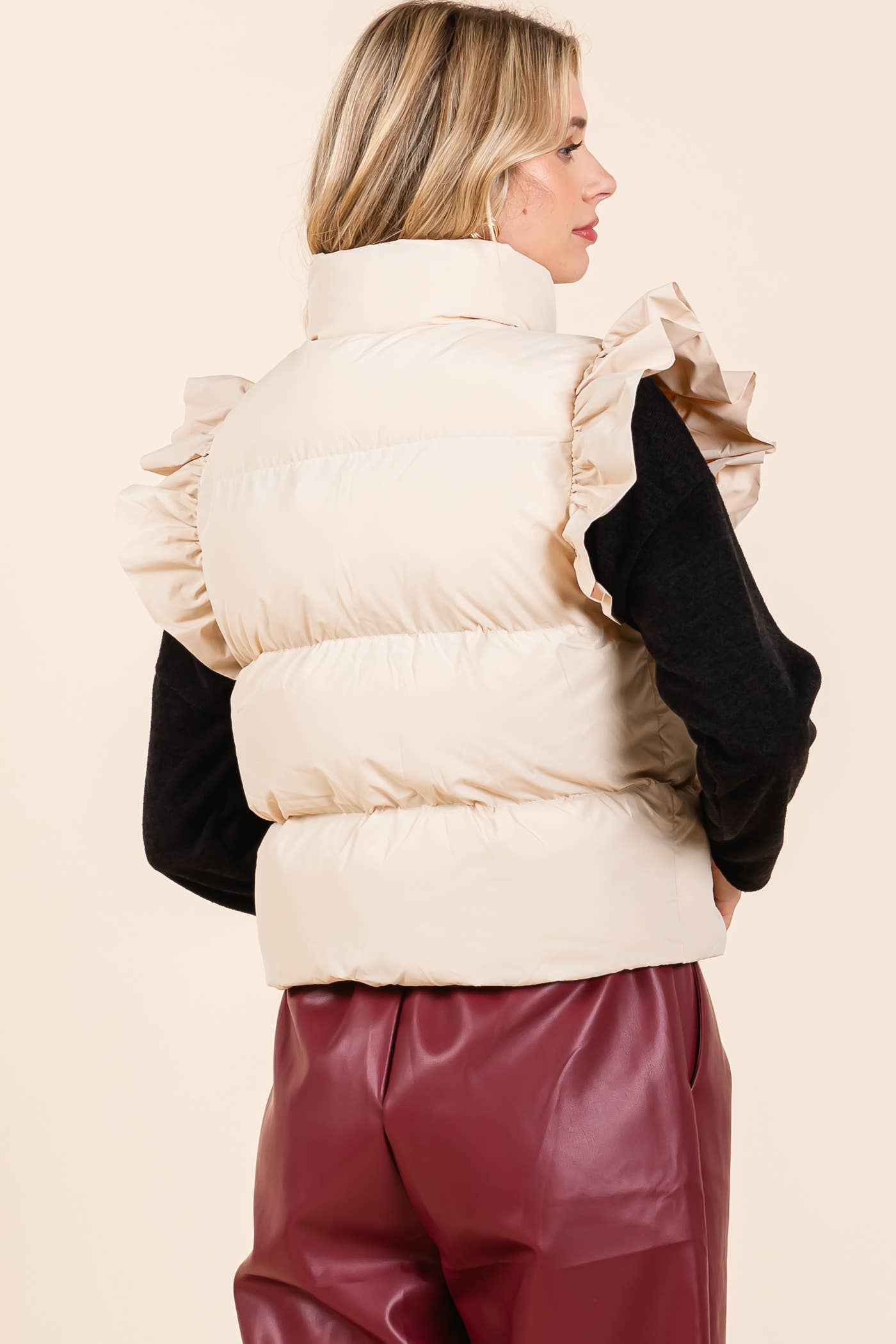 GeeGee Clothing - Ruffled Sleeve Puffer Vest, MJ4501