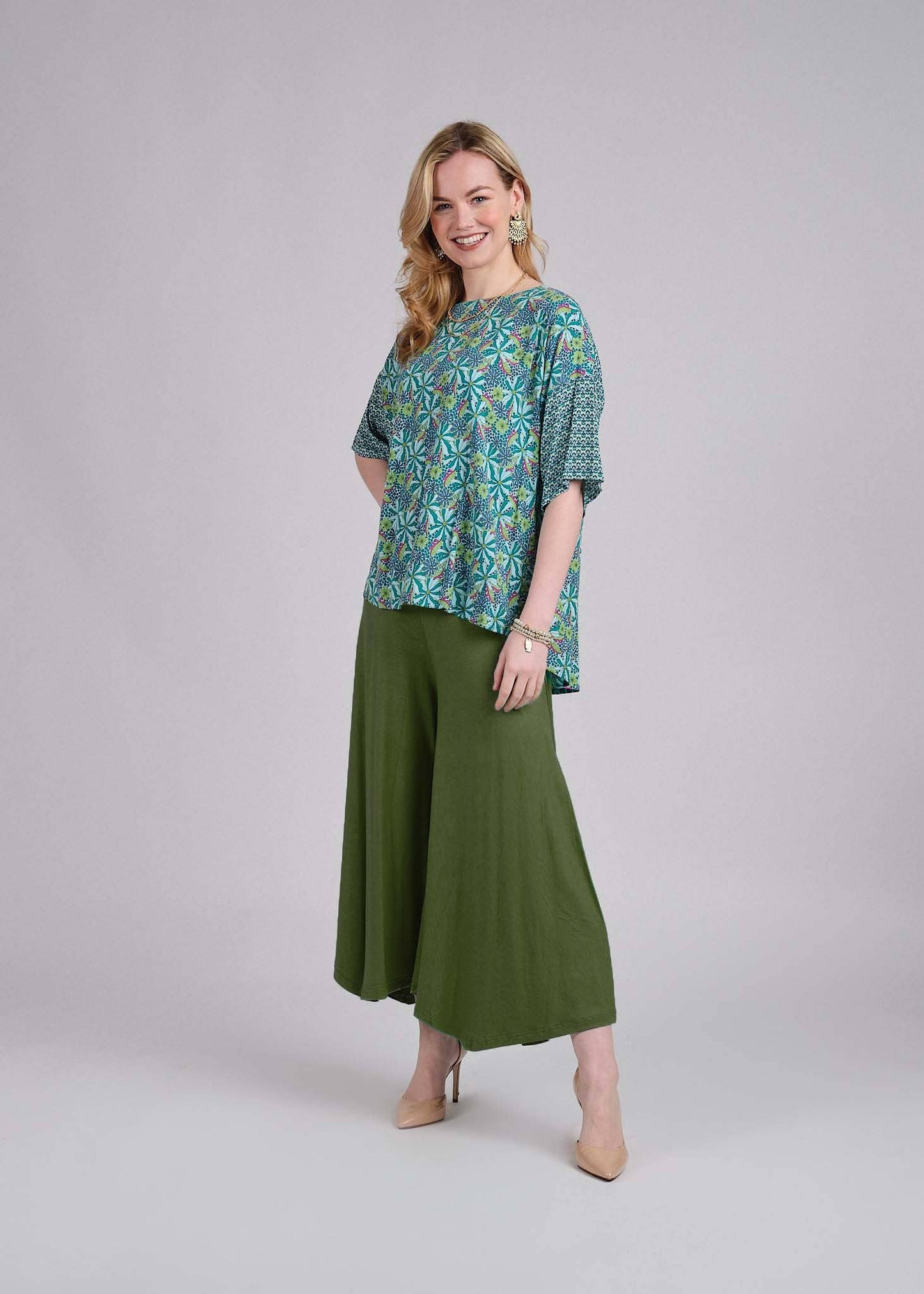 Windhorse Trading Inc - Wide-leg silhouette and Side-Slit.  NP61