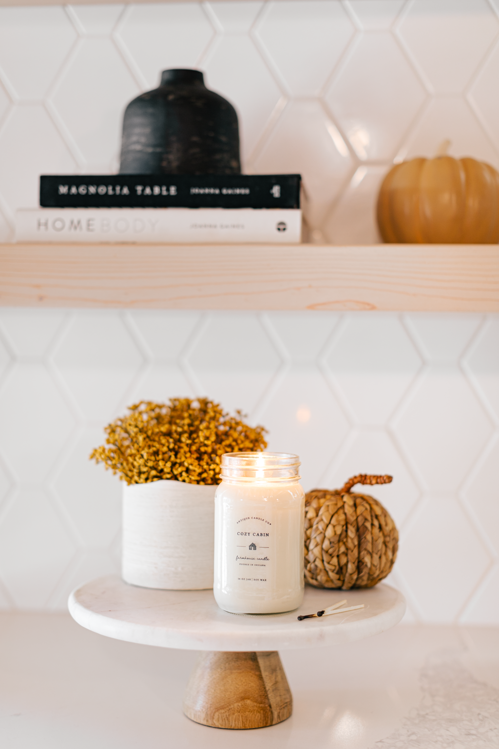 Antique Candle Co.® - Cozy Cabin - Soy Wax Mason Jar Candle