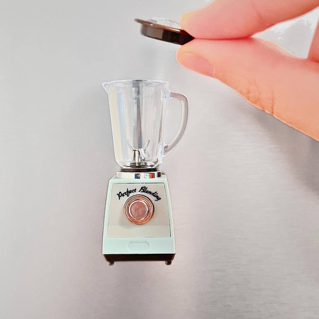 MiniJoy - Mini Retro Blender Fridge Magnet – Unique Kitchen Decor Gift