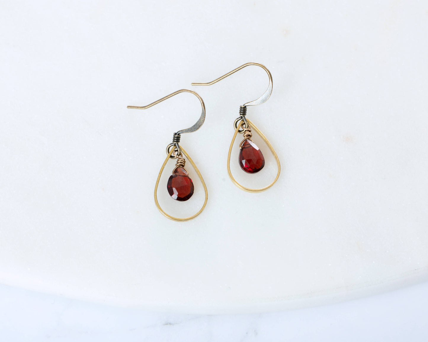 Edgy Petal Jewelry - Dainty Garnet Teardrop Earrings