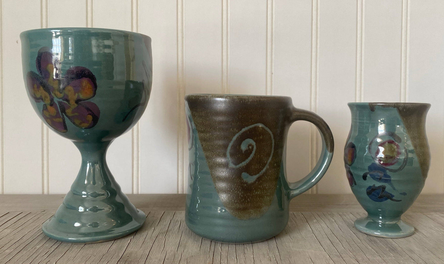 Lasser Ceramics - Green Poppy Mug