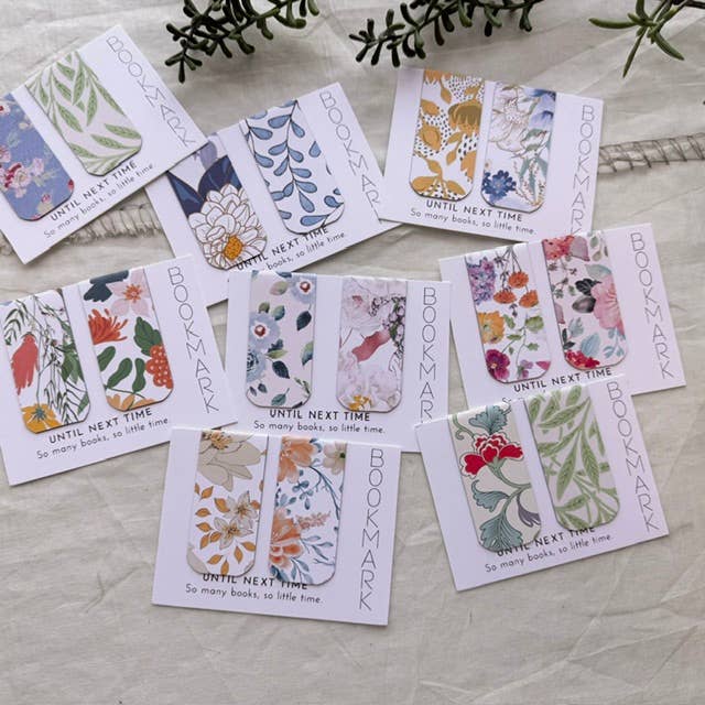 A House of Books - Magnet Bookmarks- Book Related Gifts
