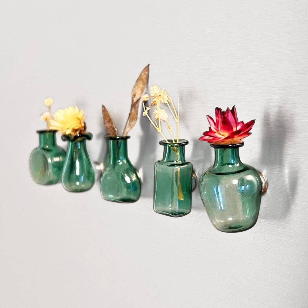 MiniJoy - Mini Glass Vase Magnet, Home&Kitchen Decor, Pet Keepsake