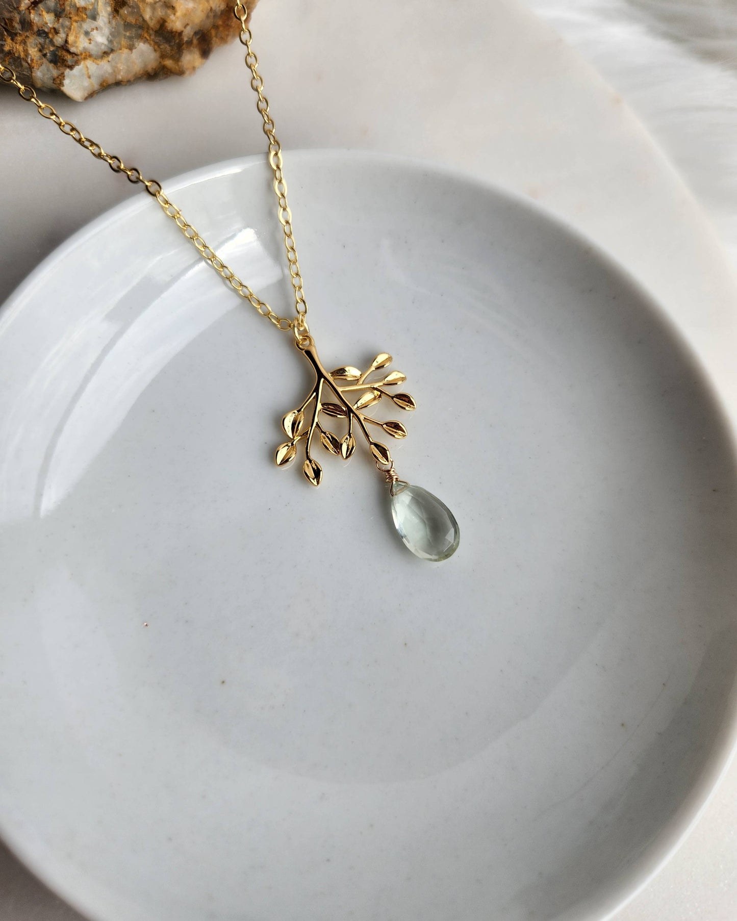 Edgy Petal Jewelry - Green Amethyst Gold Tree Pendant Necklace