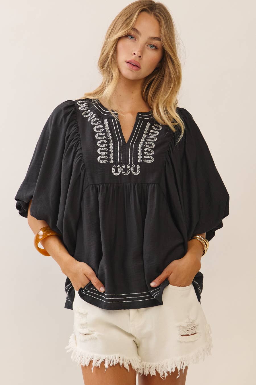 Oddi - Embroidered V-neck Blouse
