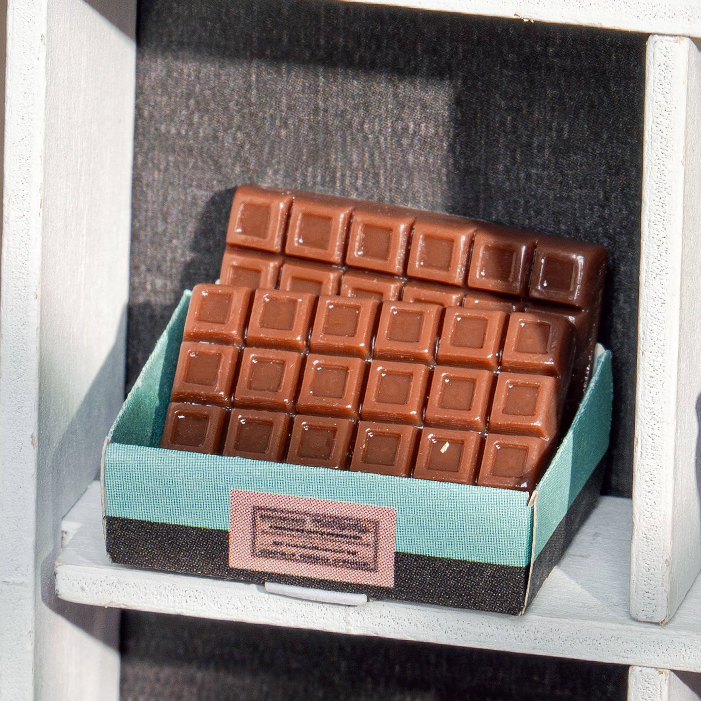 Hands Craft - DIY Miniature House Kit: Henry's Chocolate