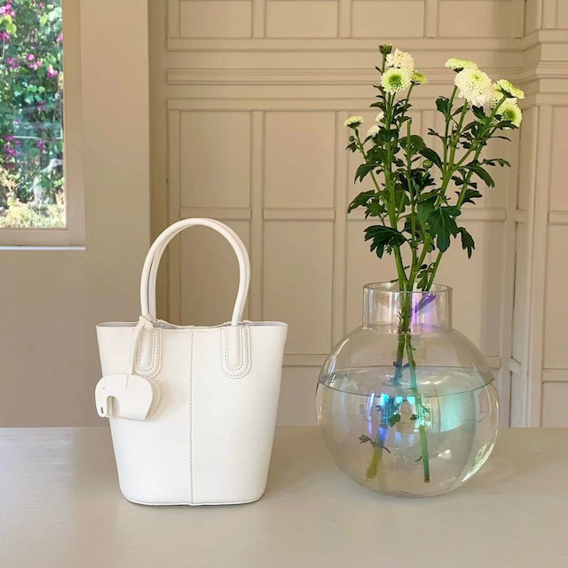 Pretty Persuasions - P25056 Small Tote/Crossbody Bag w/Matching Bag Charm