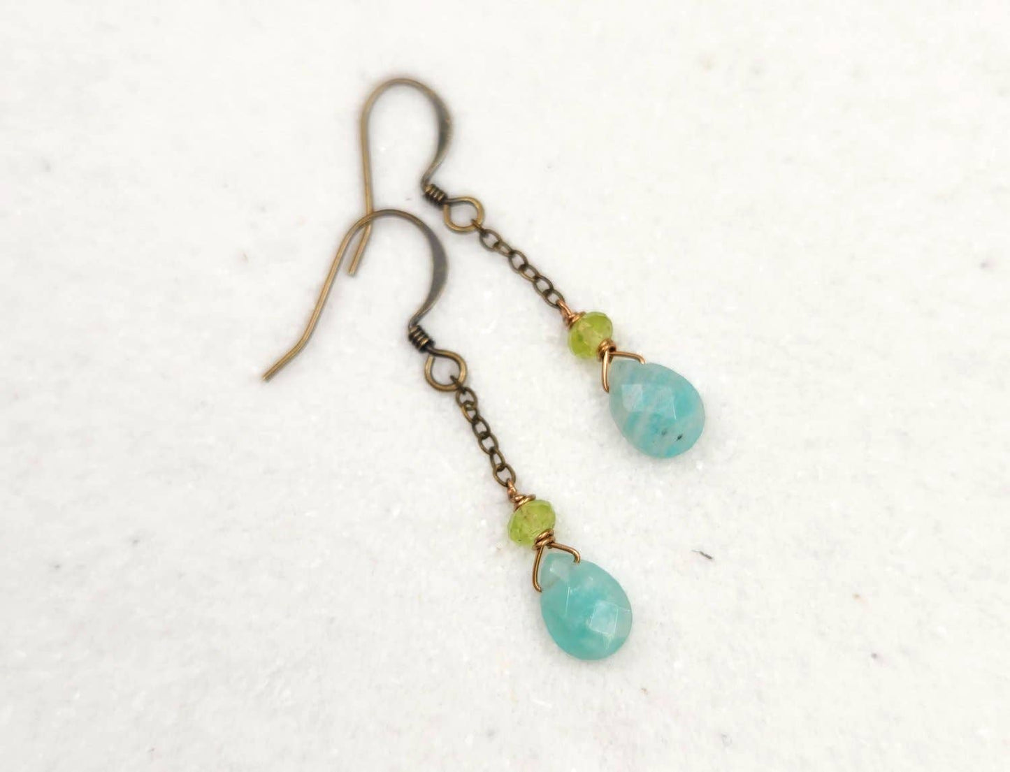 Edgy Petal Jewelry - Amazonite and Peridot Dainty Chain Earring