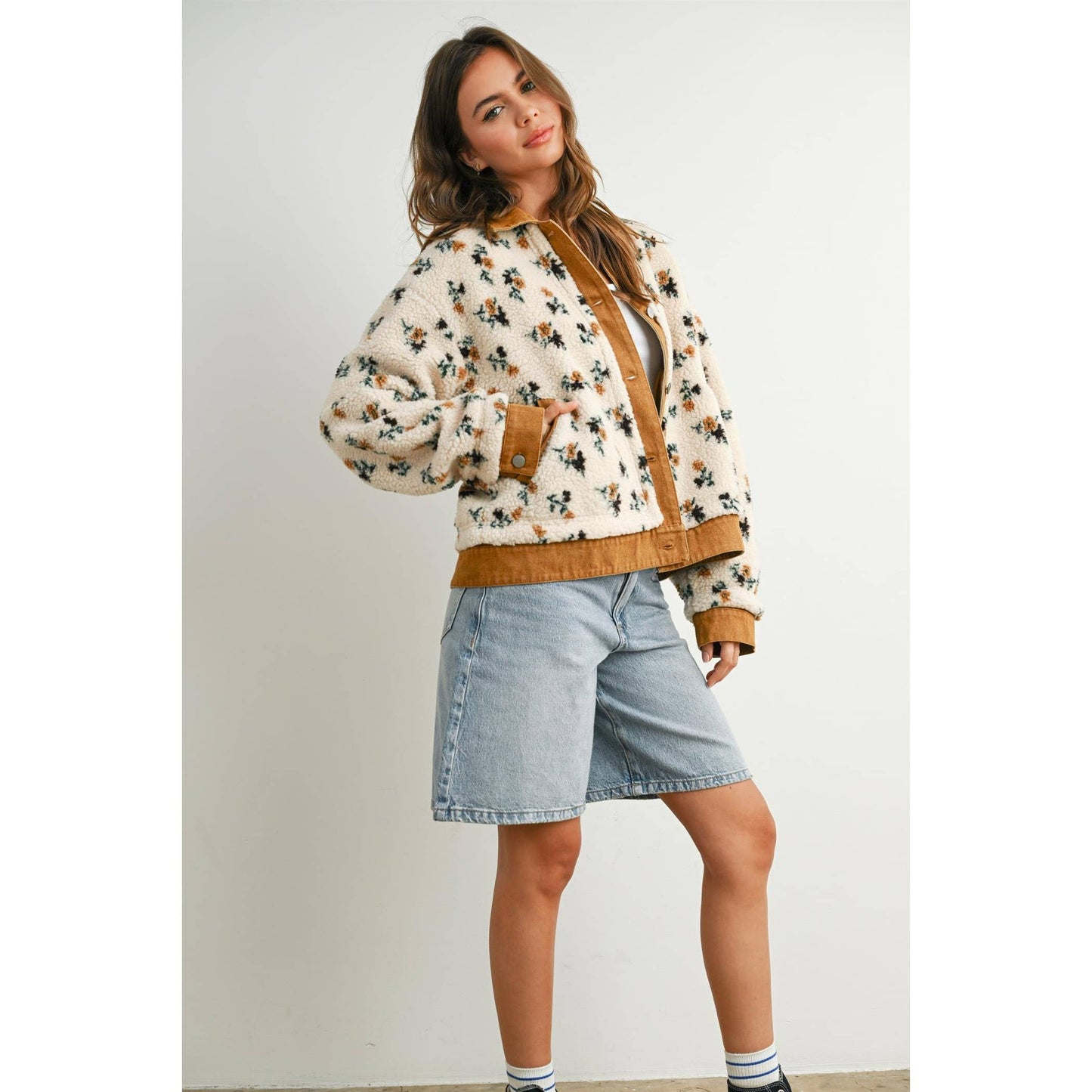 BUTTERMELON - Floral  Collared Button-Down Jacket - BMJ7881