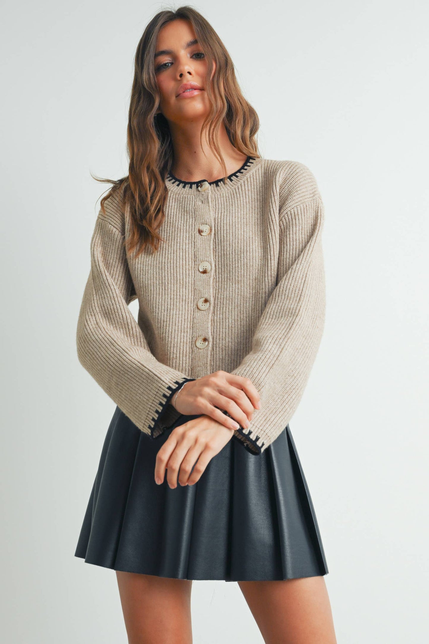 BUTTERMELON - Women's Crewneck Cardigan Sweater - BMC7526