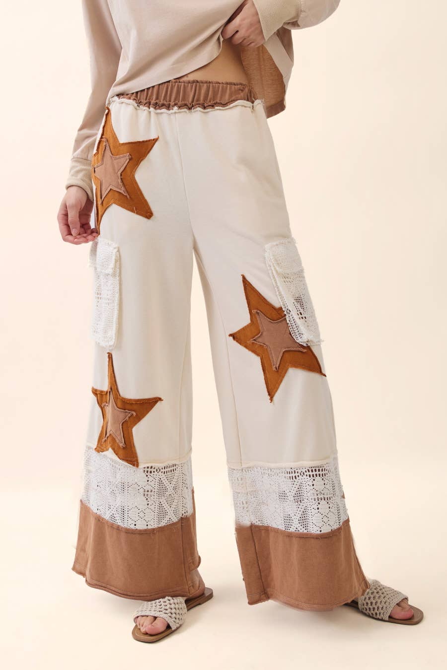 Oddi - Star Patch Wide Leg Pants