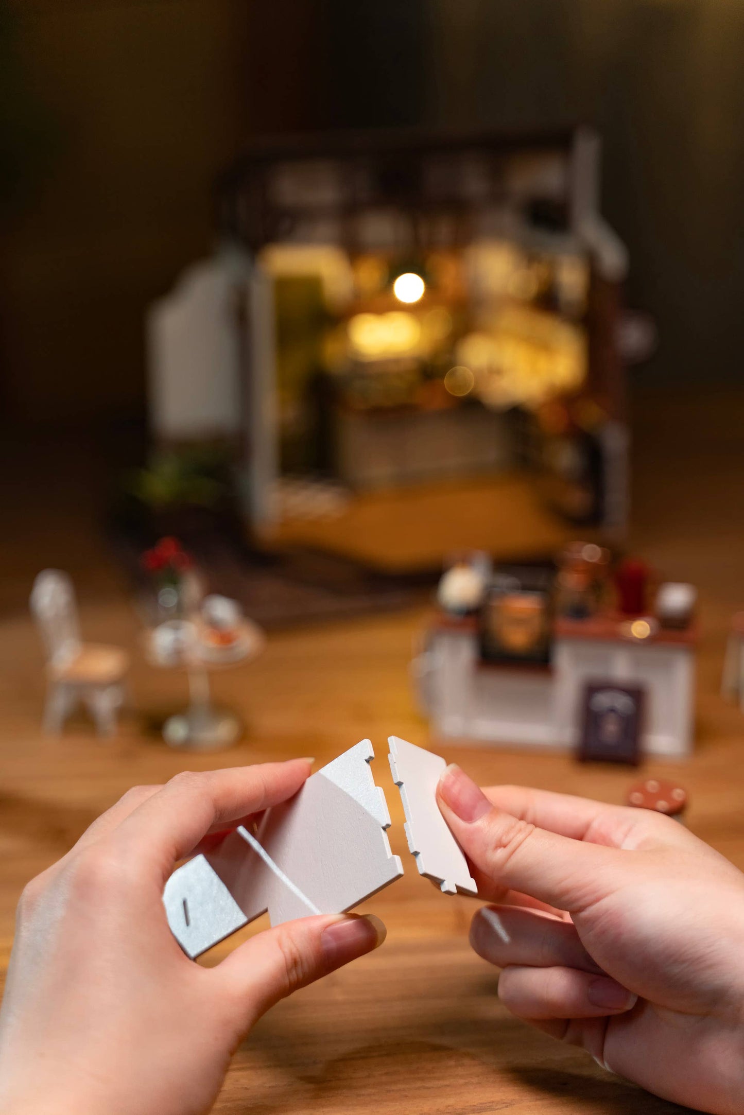 Hands Craft - DIY Miniature House Kit: Slow Life Café