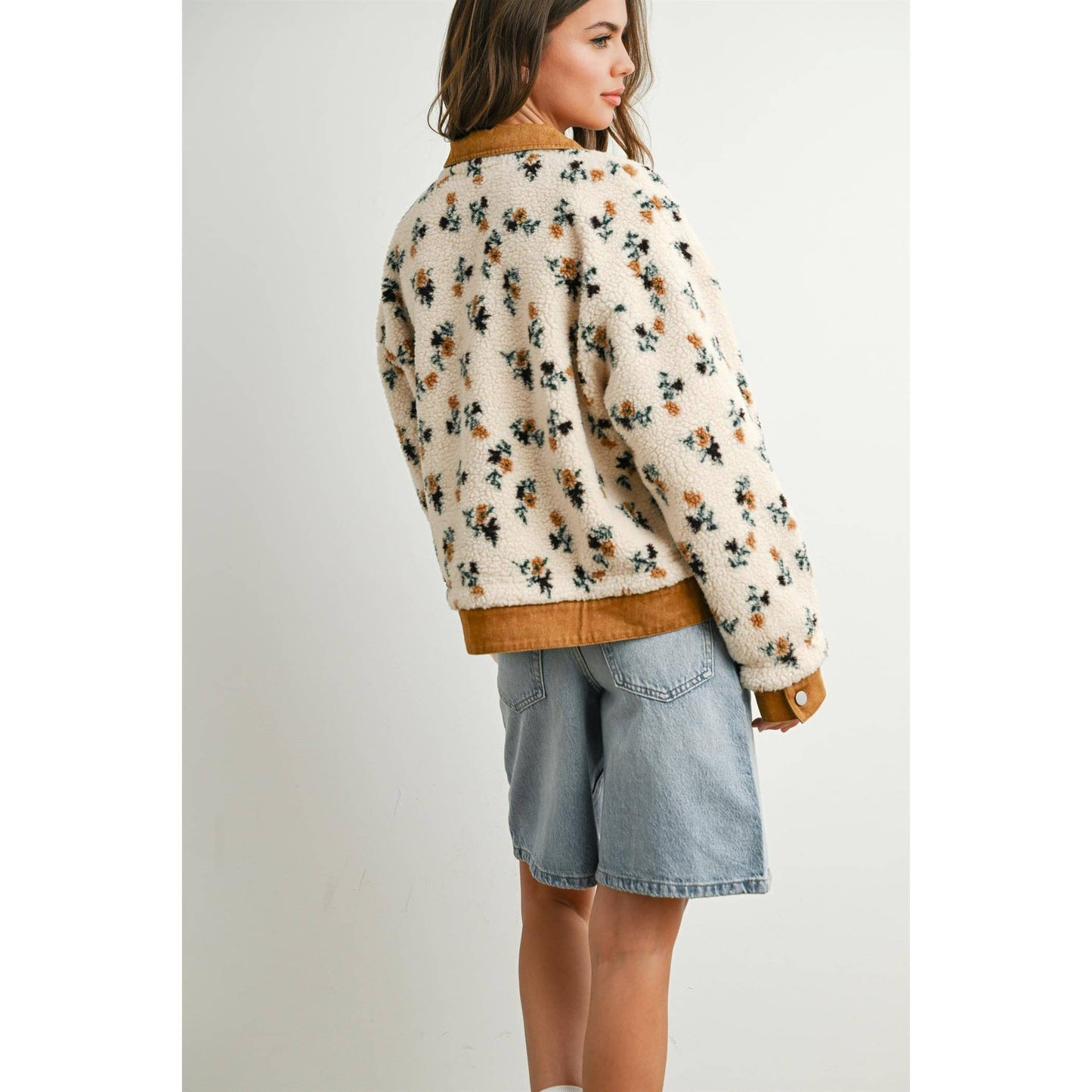 BUTTERMELON - Floral  Collared Button-Down Jacket - BMJ7881