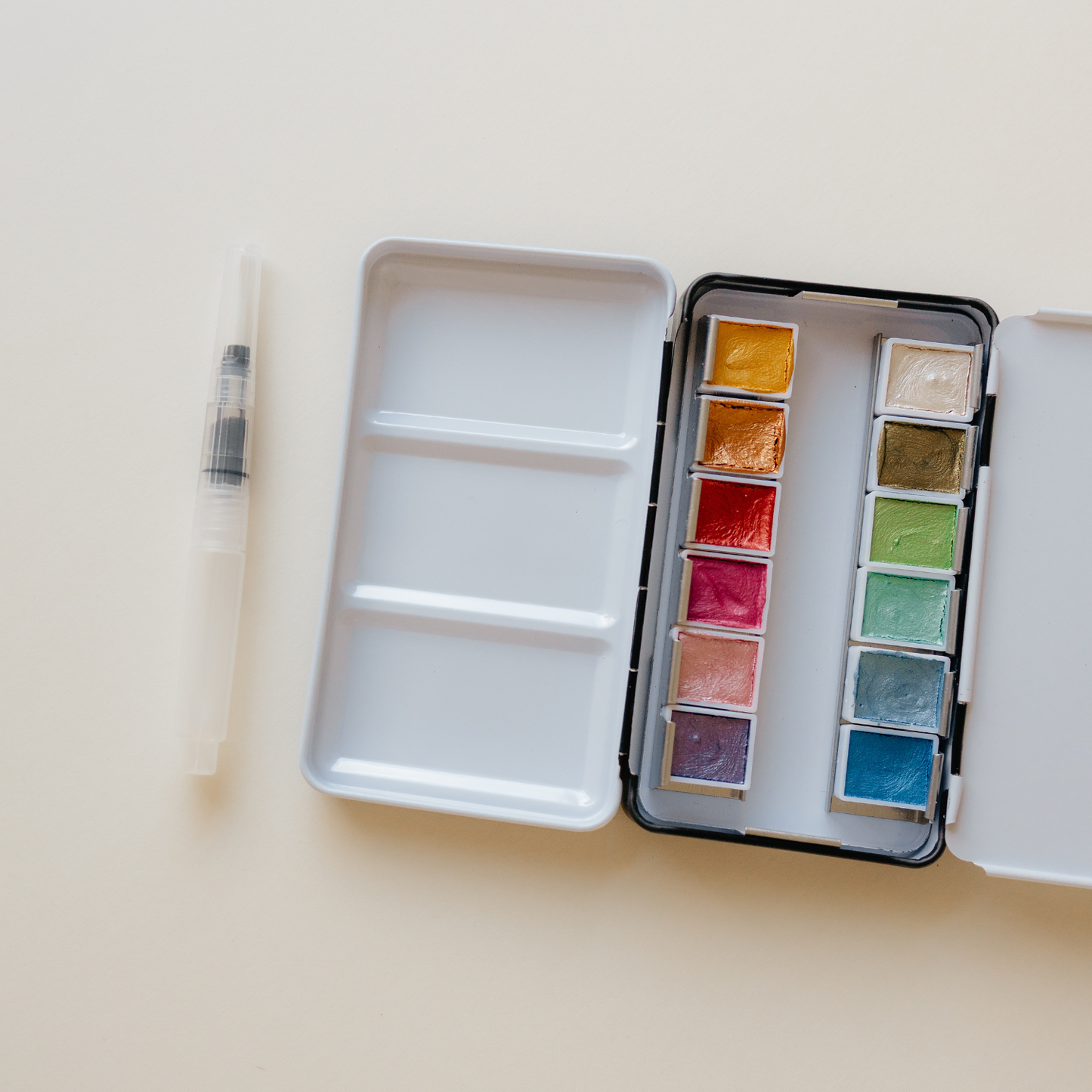 bailey rae studio - 12 color travel metallic watercolor paint palette