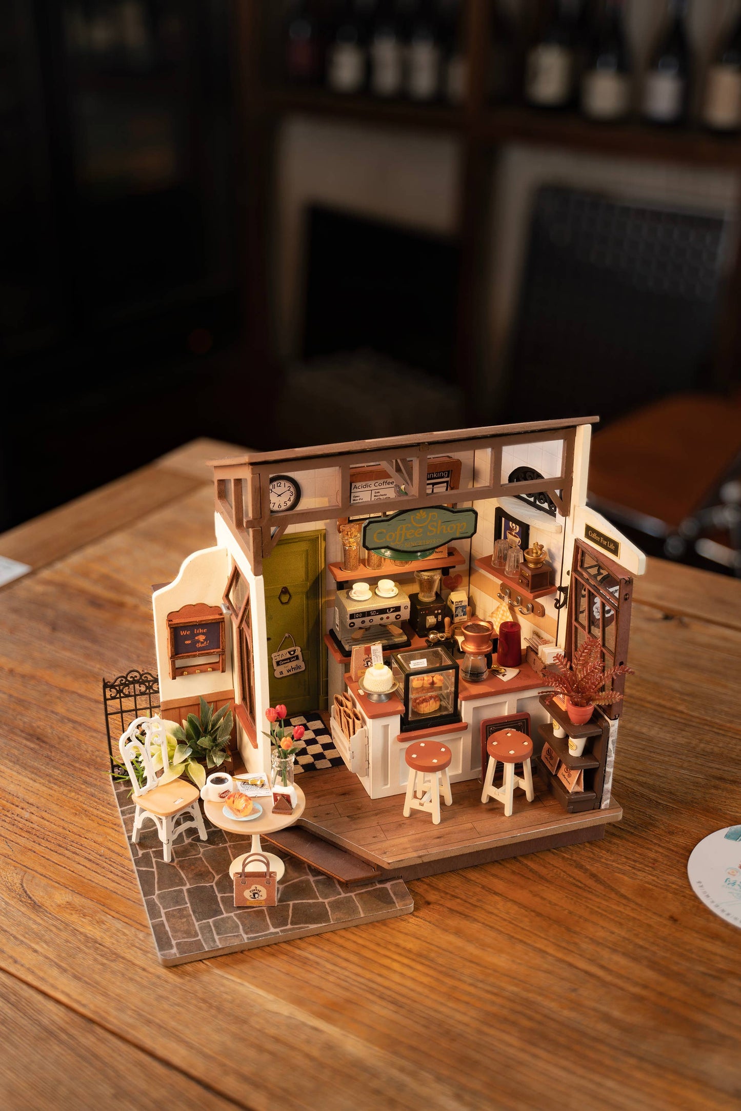 Hands Craft - DIY Miniature House Kit: Slow Life Café