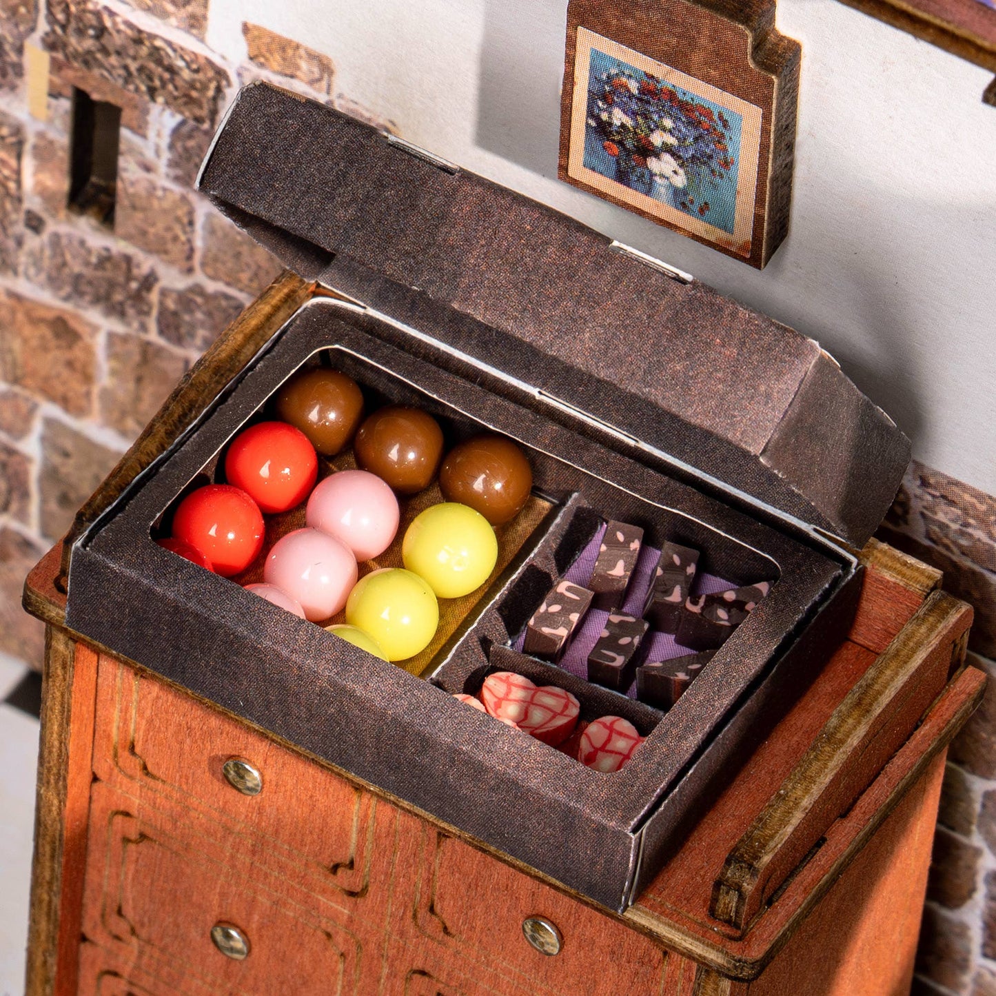 Hands Craft - DIY Miniature House Kit: Henry's Chocolate