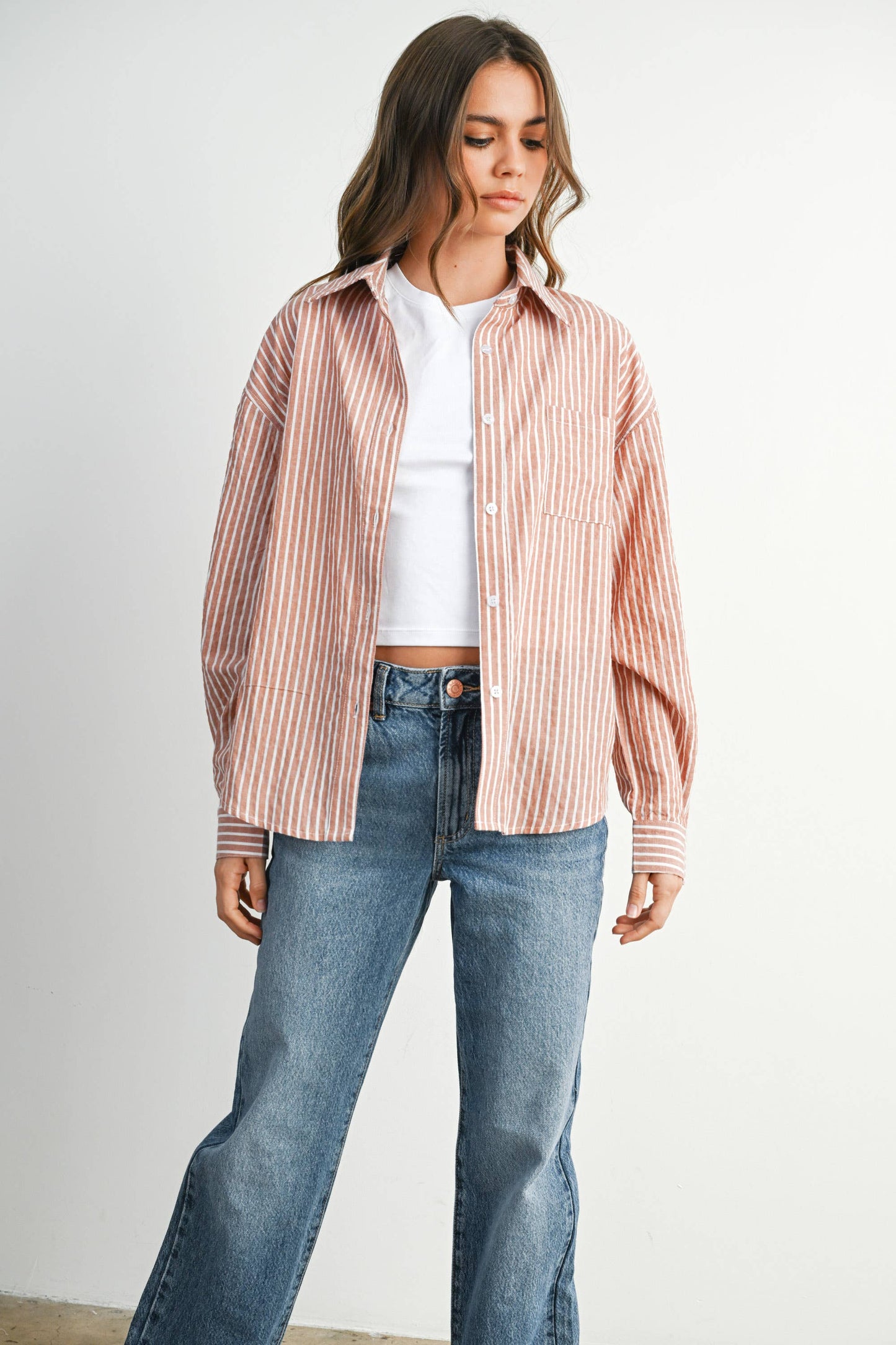 BUTTERMELON - Cropped Striped Button-Up Collared Long Sleeve Top - BMT7915