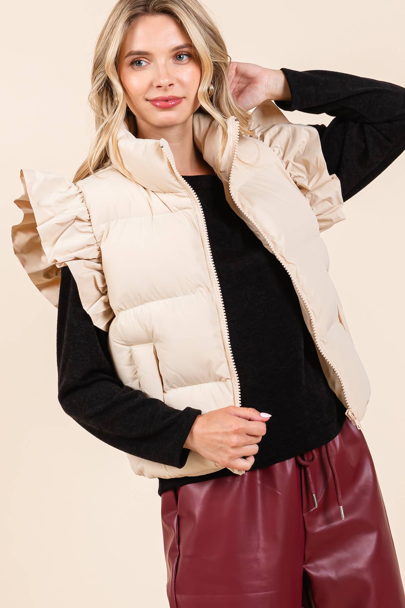 GeeGee Clothing - Ruffled Sleeve Puffer Vest, MJ4501