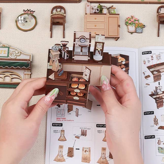 Hands Craft - DIY Book Nook Kit: Sunny Café