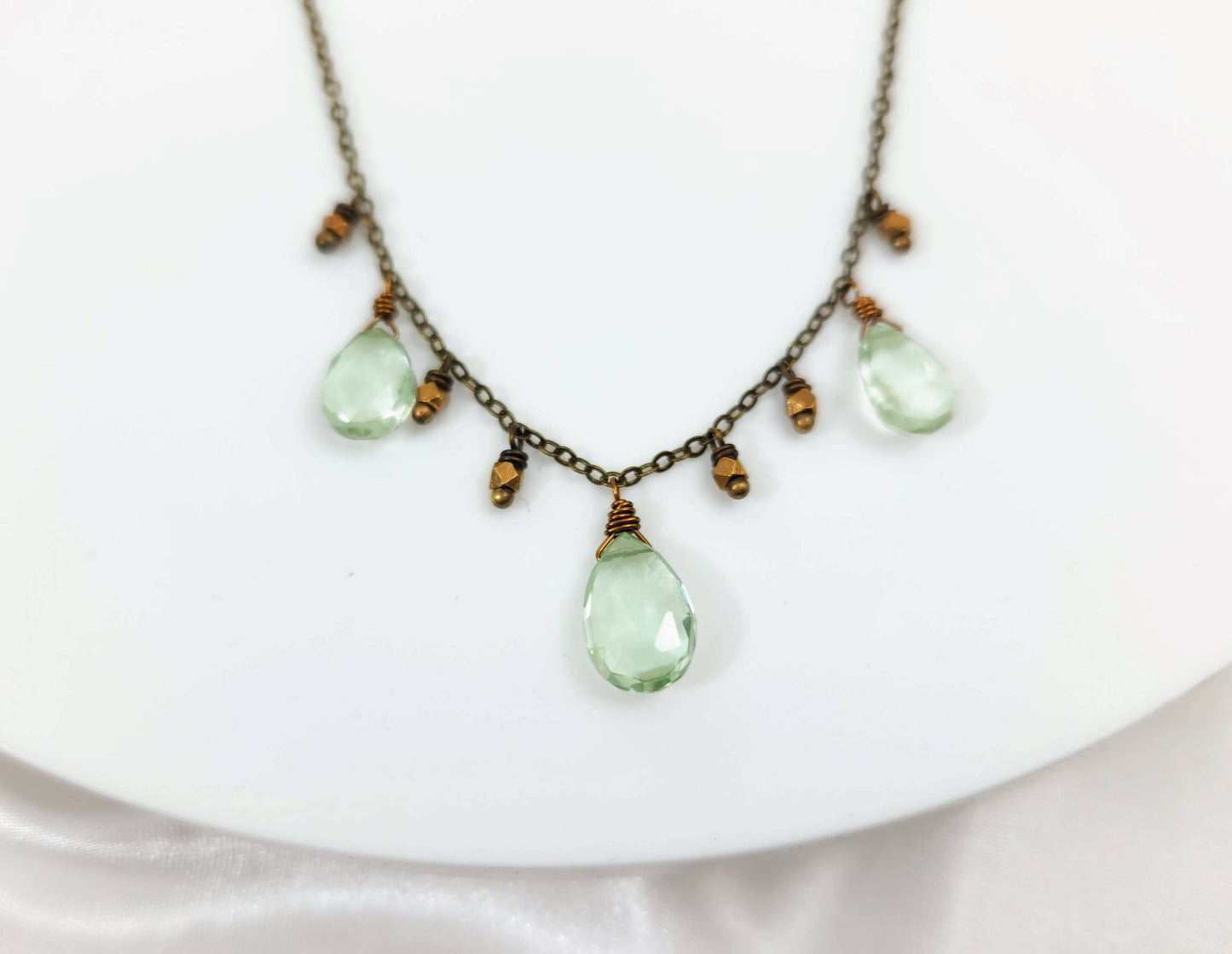 Edgy Petal Jewelry - Green Amethyst Boho Statement Necklace Glamorous for Summer